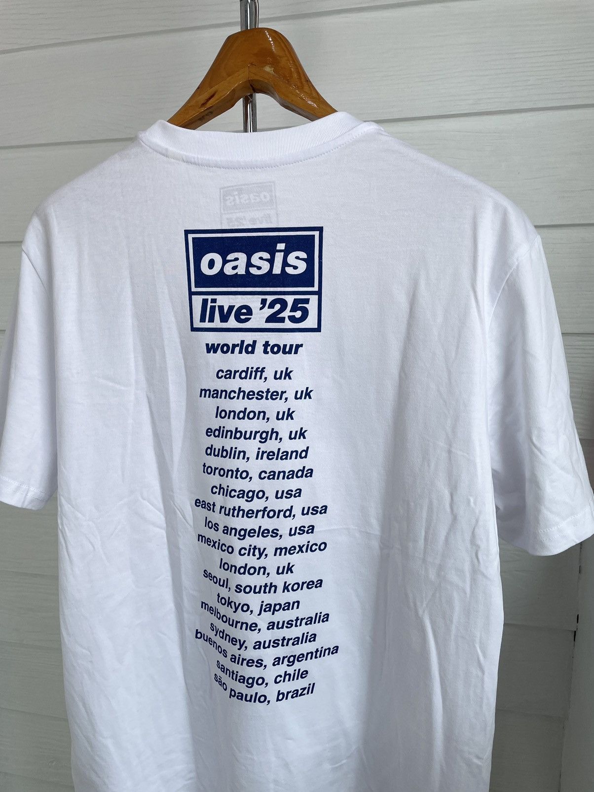 Band Tees OASIS COLOUR PHOTO LIVE 25 WORLD TOUR T-SHIRT WHITE (2025) Size US M / EU 48-50 / 2 - 4 Thumbnail