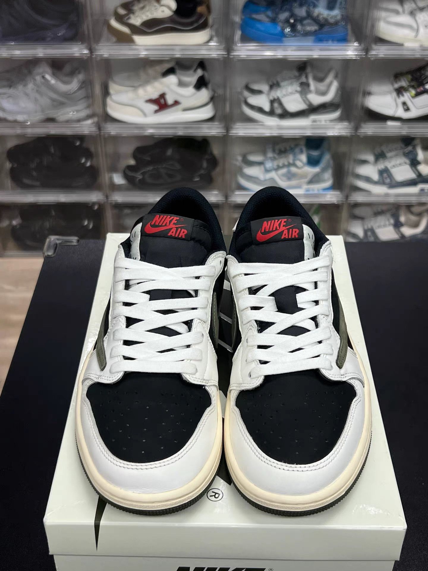 Jordan Brand Nike Air Jordan 1 Low TS 5.0 K15 Size US 8 / EU 41 - 2 Thumbnail