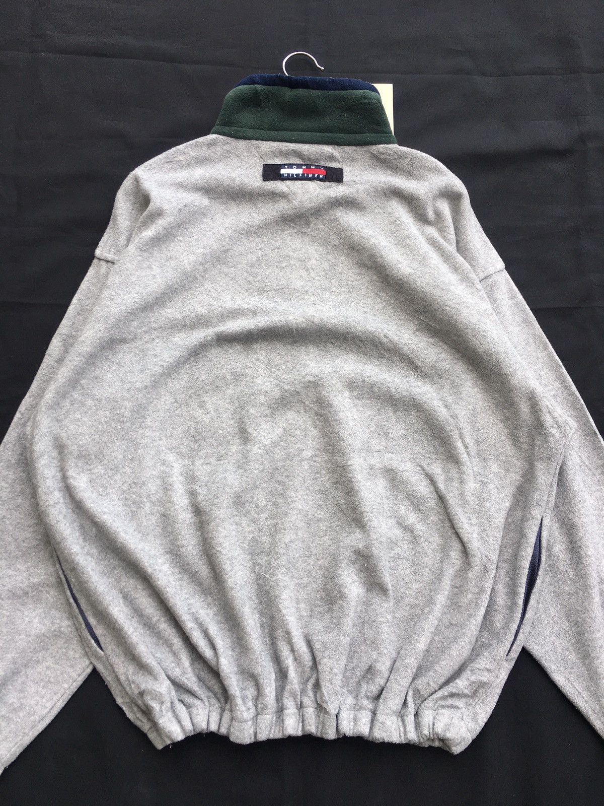 Tommy Hilfiger Rare Vintage 90s Tommy Hilfiger Sweatshirt Size US XL / EU 56 / 4 - 16 Thumbnail