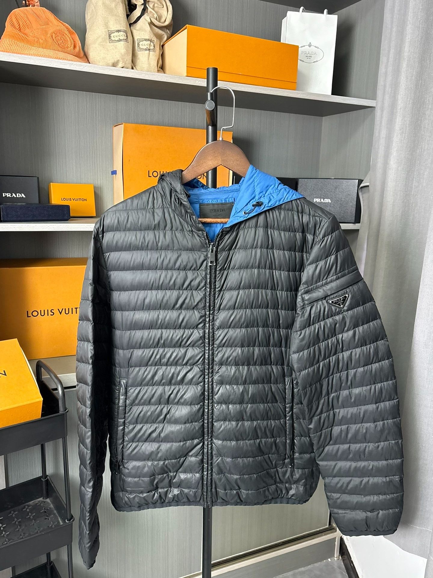 Prada Prada Down Blue Heavy Coat 50 Men Size US XL / EU 56 / 4 - 1 Thumbnail