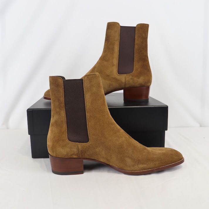 image of Saint Laurent Paris O1Rshd1 Wyatt 40 Chelsea Boot In Brown, Men's (Size 11)