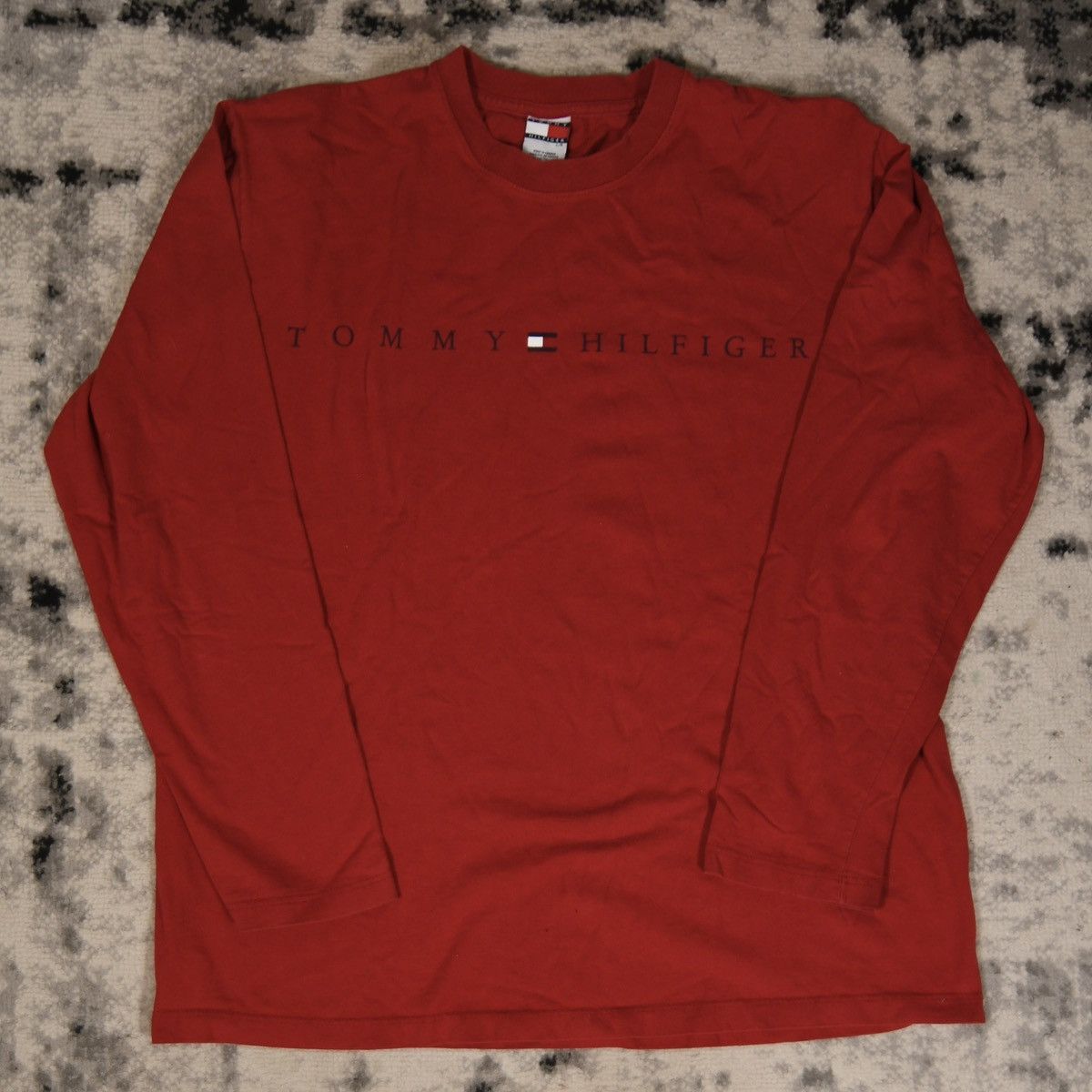 Tommy Hilfiger Vintage Made in Canada Tommy Hilfiger Longsleeve T-Shirt Size US L / EU 52-54 / 3 - 1 Thumbnail