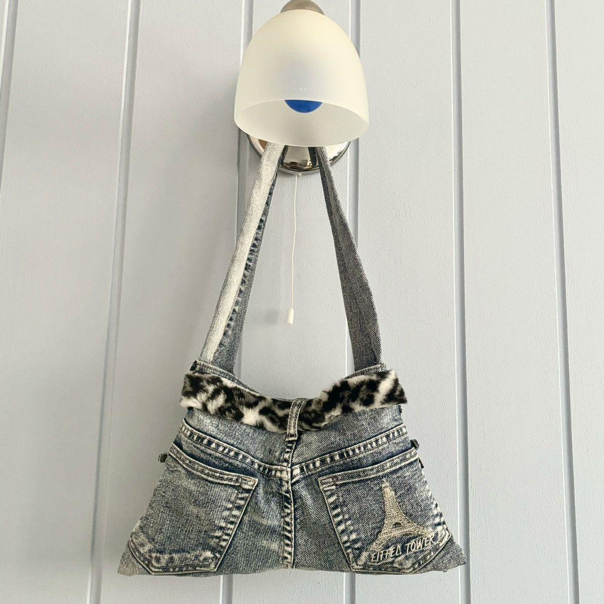 Handmade Handmade Vintage Denim Shoulder Bag Leopard Print Paris Size ONE SIZE - 1 Thumbnail