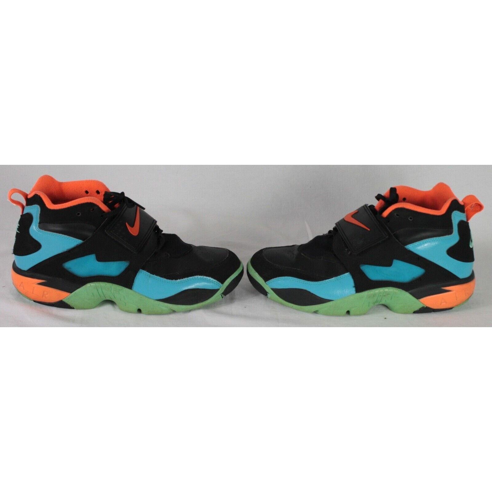 Nike Nike Air Diamond Turf Black Total Orange 2013 Mens 8 Size US 8 / EU 41 - 4 Thumbnail