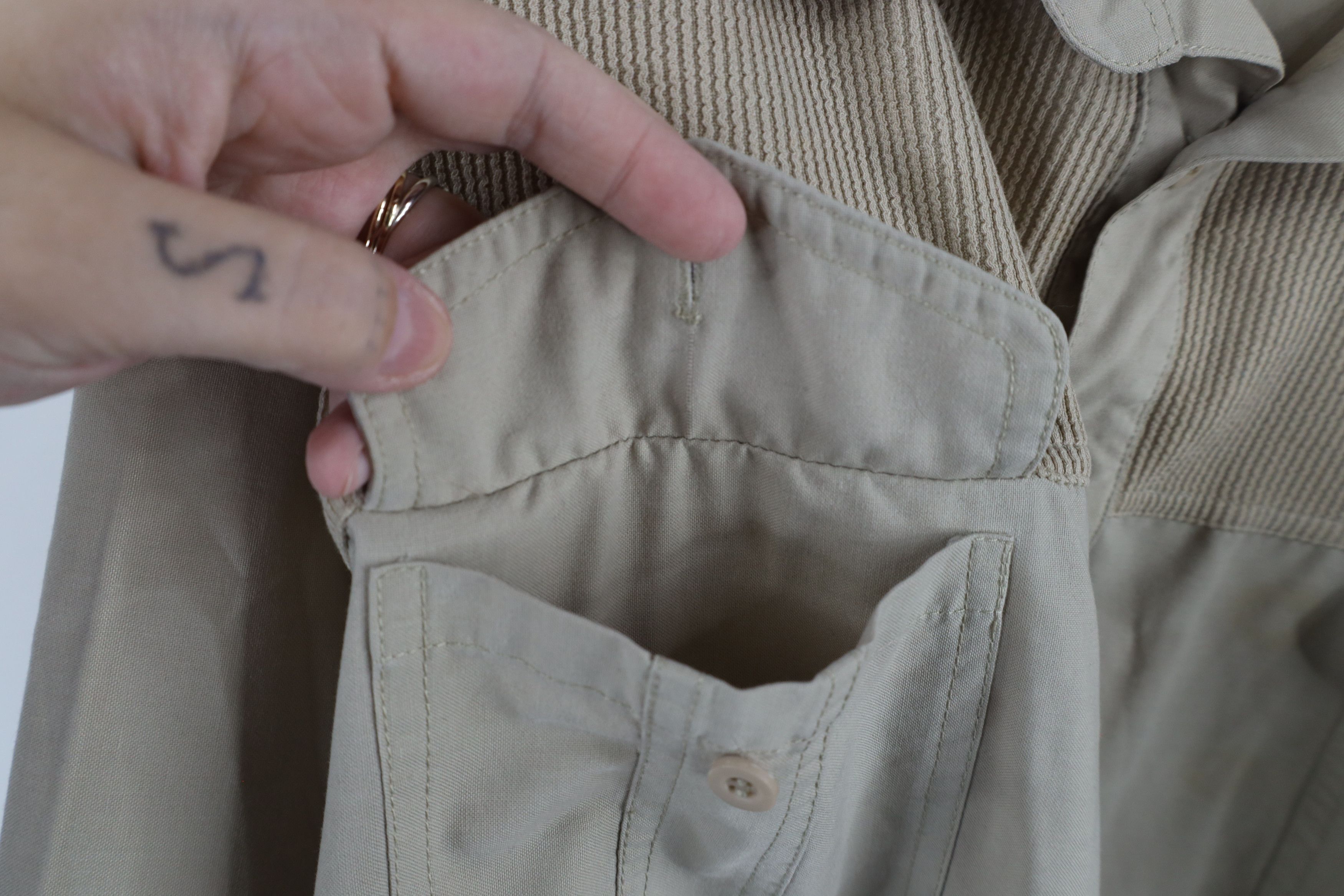 Vintage Vintage 90s Streetwear Ribbed Pullover Polo Shirt Beige Size US XXL / EU 58 / 5 - 6 Thumbnail