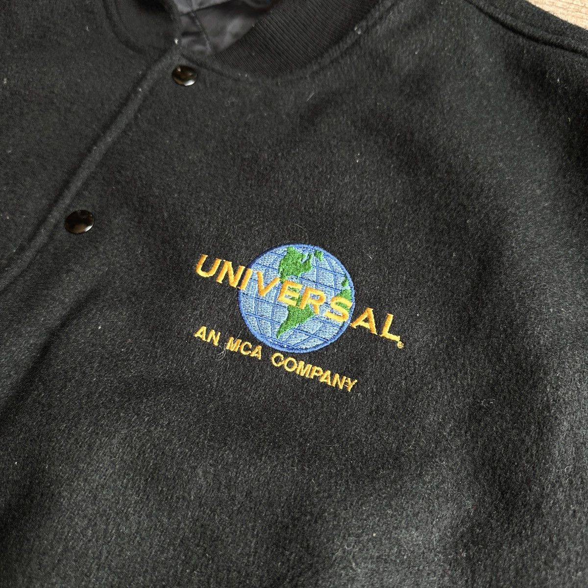 Vintage Vintage Universal MCA Company Varsity Jacket Size US XL / EU 56 / 4 - 3 Thumbnail