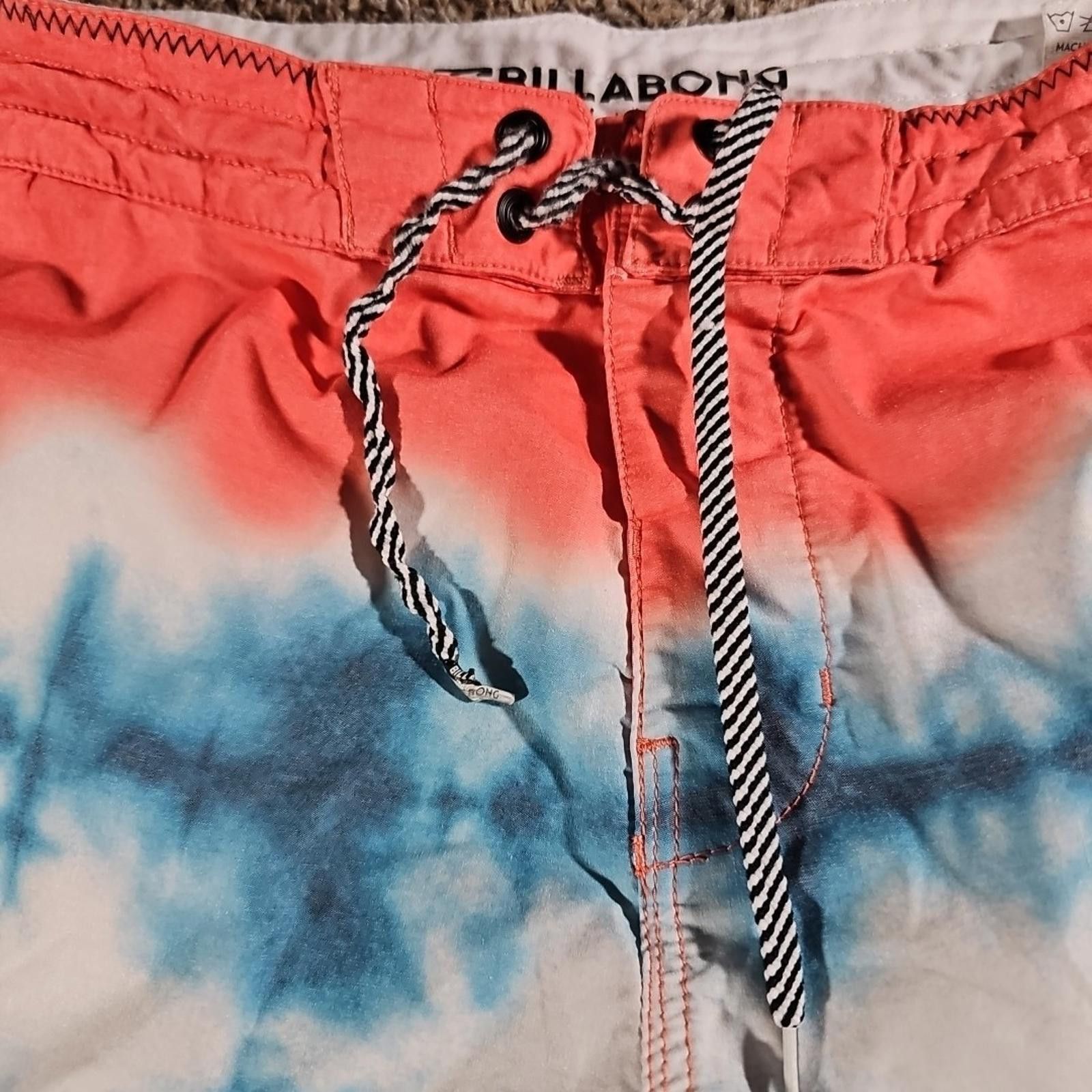 Billabong Billabong Lowtides Sundays Board Shorts Size US 32 / EU 48 - 3 Thumbnail
