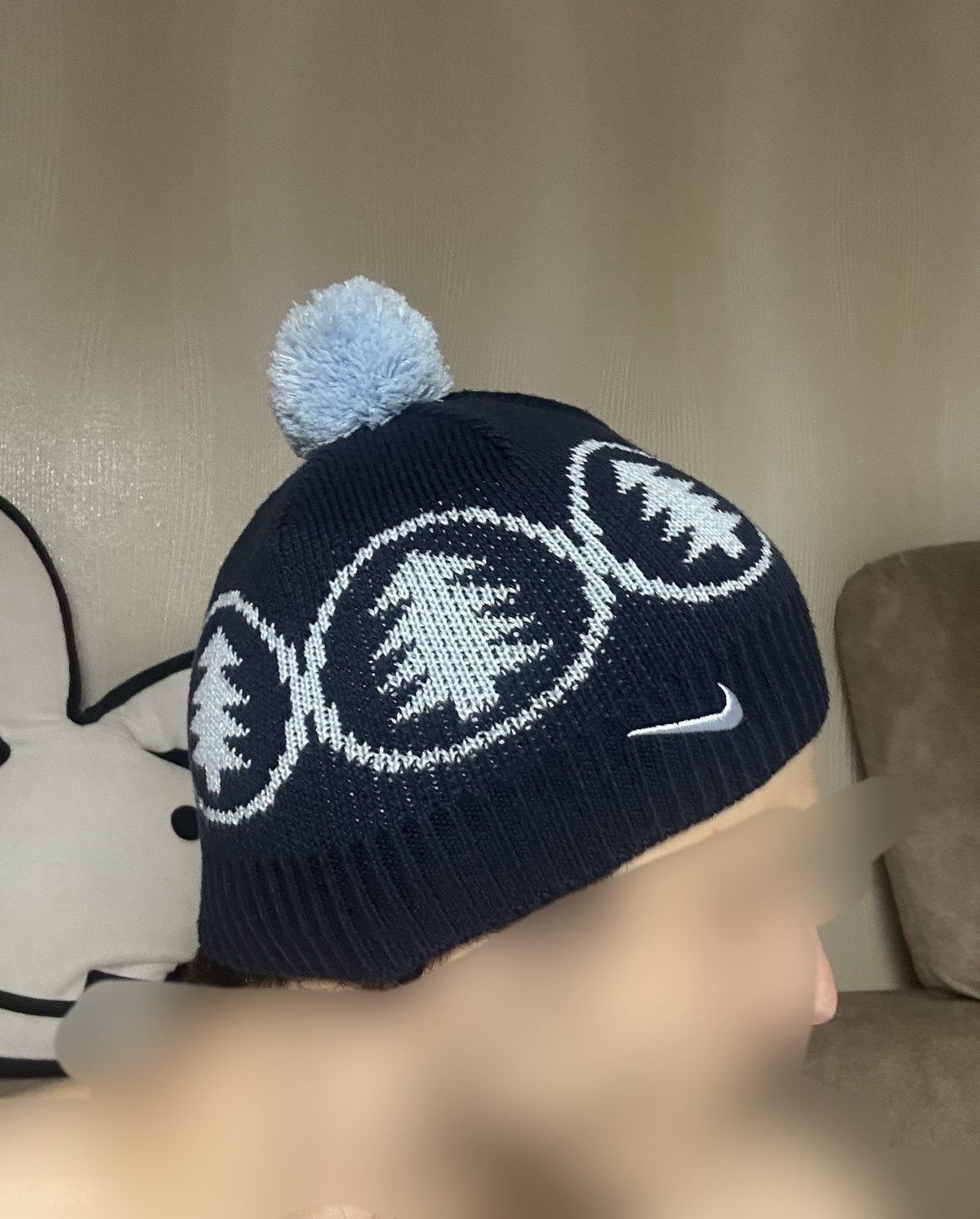Nike Vintage Nike Boys Kids Knit Pom Beanie Hat Size ONE SIZE - 8 Thumbnail