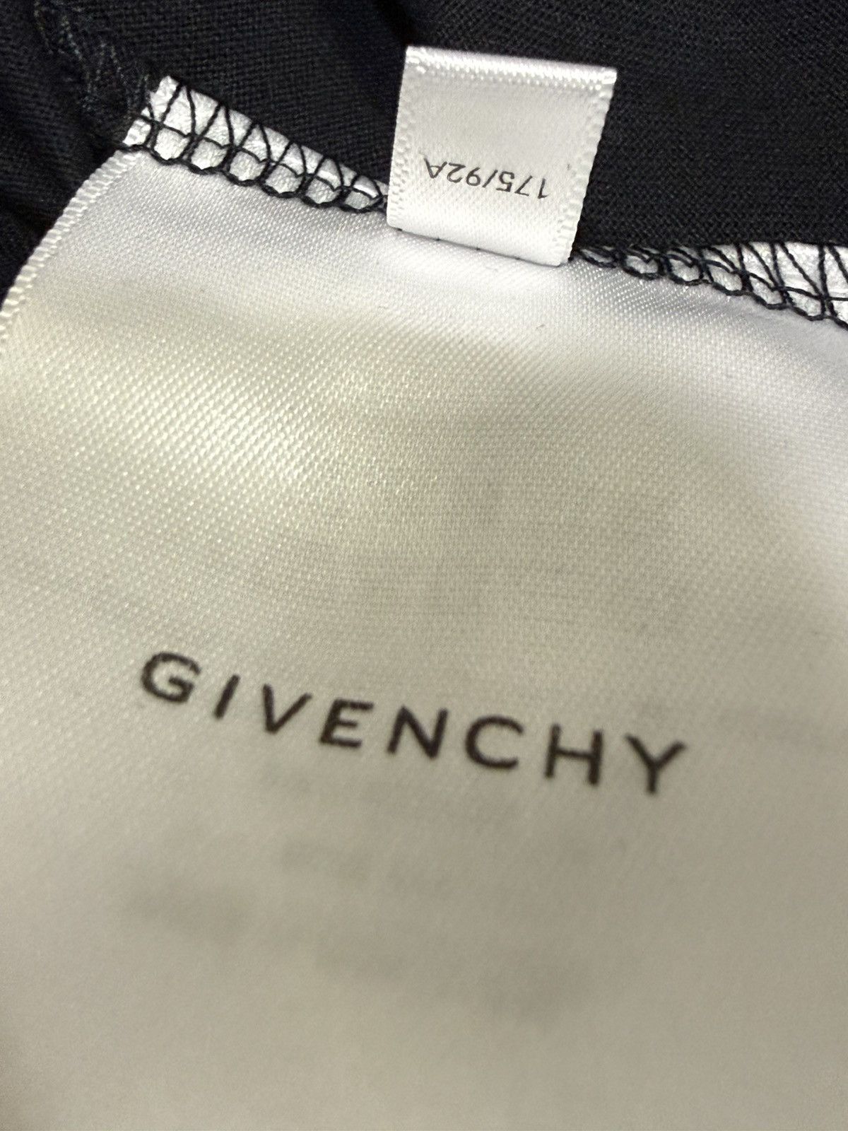 Givenchy Givenchy black t shirt Size US S / EU 44-46 / 1 - 8 Thumbnail
