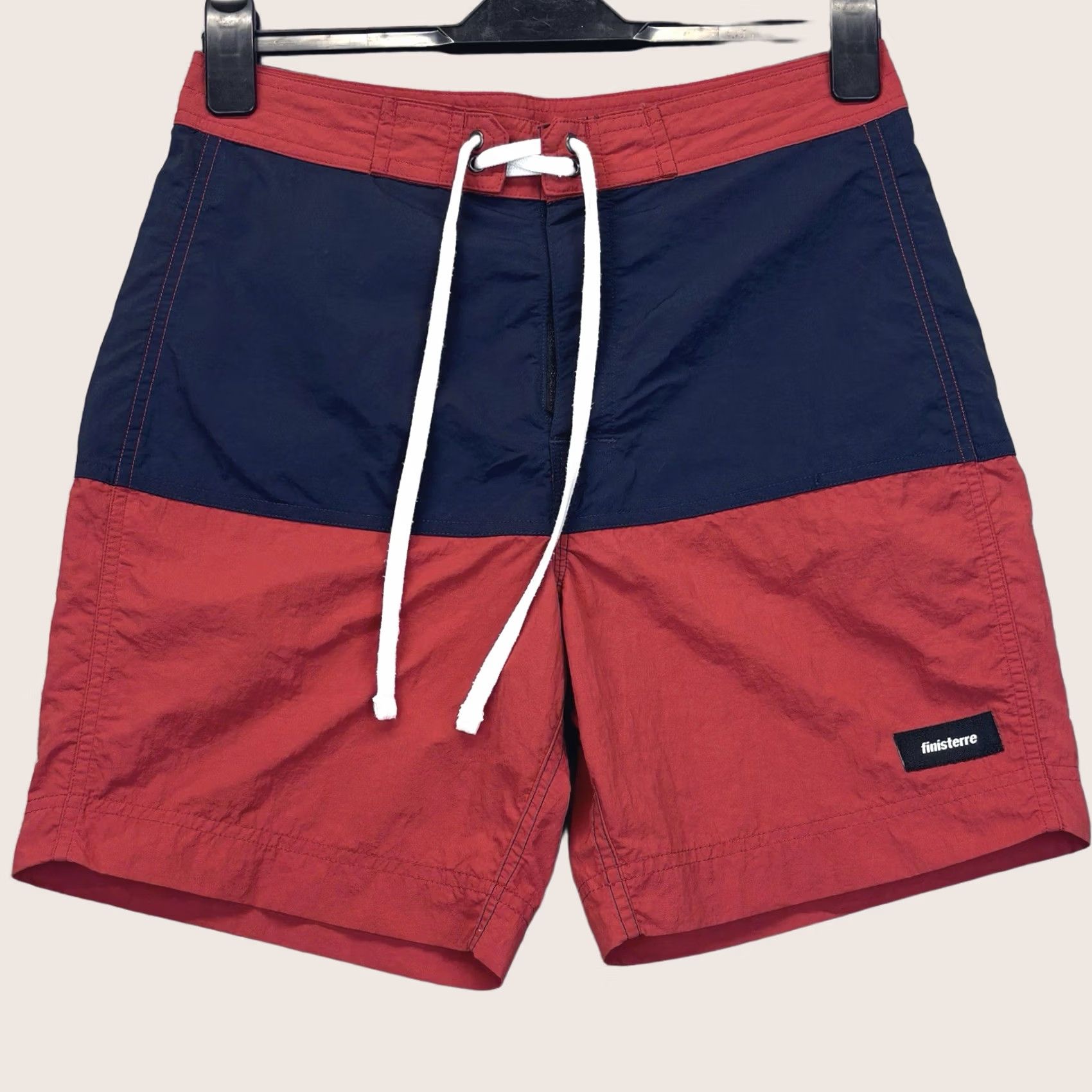 Finisterre Finisterre Badlands Board Shorts Size 28” Red Navy Recycled Nylon Vgc Surf/Swim/Board Shorts Men 28 Size US 28 / EU 44 - 1 Thumbnail