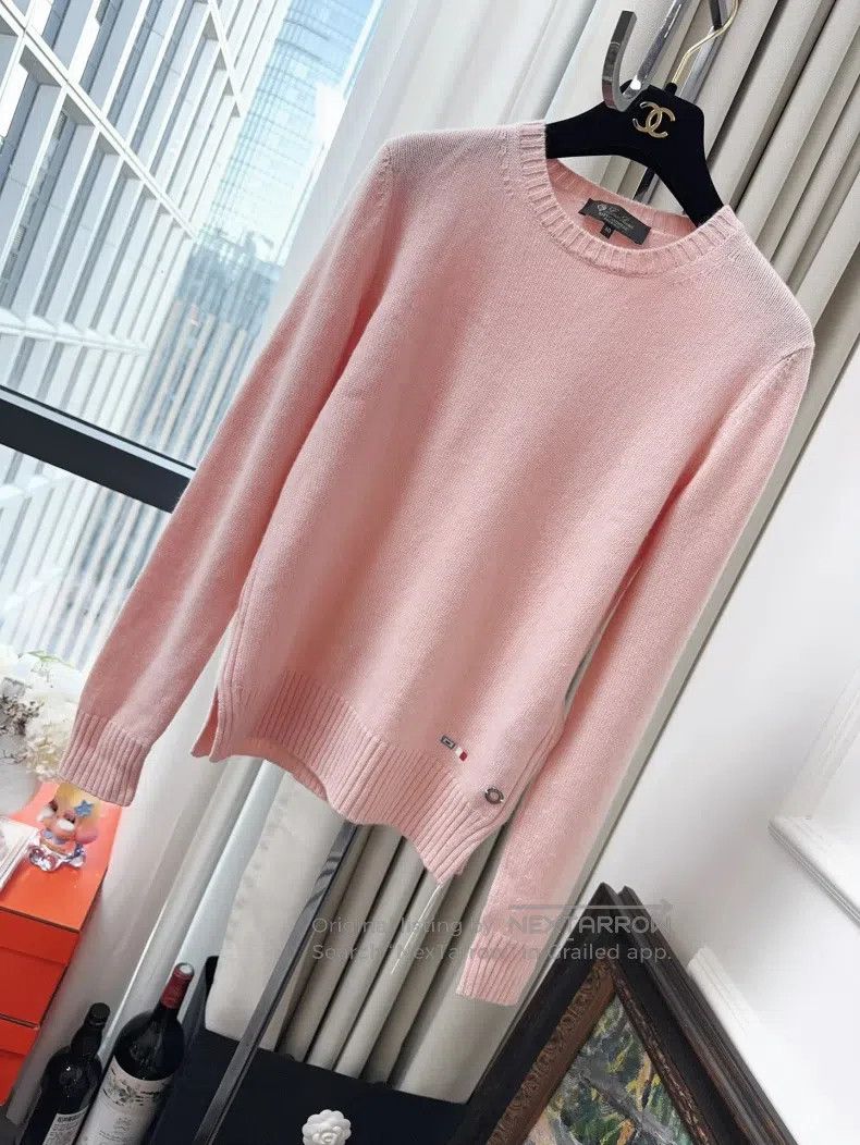 Loro Piana Loro Piana Light Pink Cinnamon Pink Crew Neck Knit Sweater Size XS / US 0-2 / IT 36-38 - 1 Thumbnail