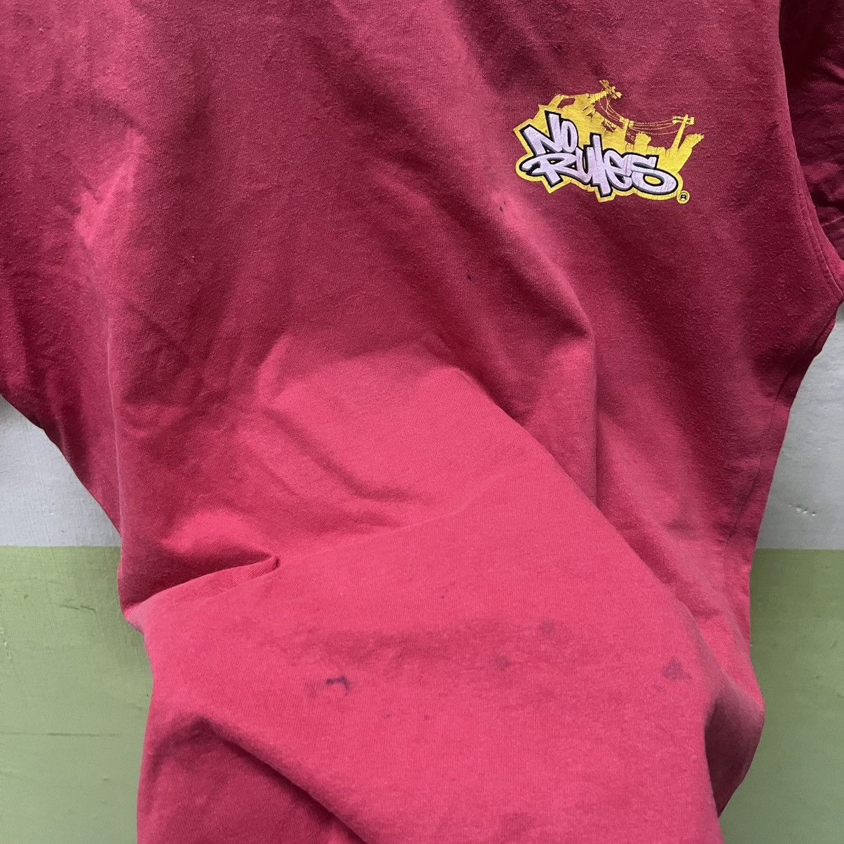 Santa Cruz Skateboards Rare Distressed Vintage No Rules Skateboard Backhit Tees Size US XS / EU 42 / 0 - 5 Thumbnail