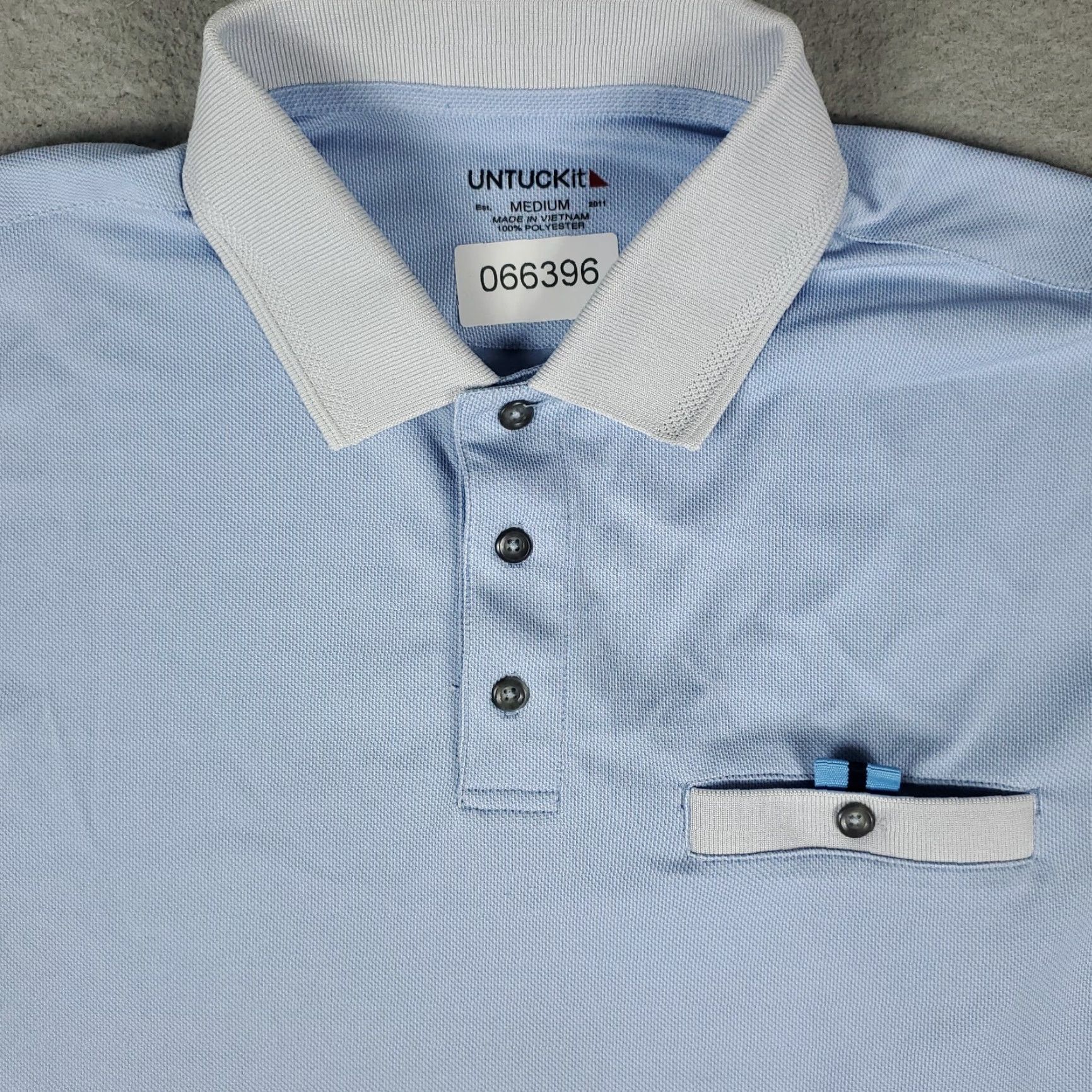 UNTUCKit UNTUCKit Blue Polo Shirt Men's Size Medium Collared * User: UNTUCKit Blue Collared Polo Shirt Men's Size Medium * Size US M / EU 48-50 / 2 - 2 Thumbnail