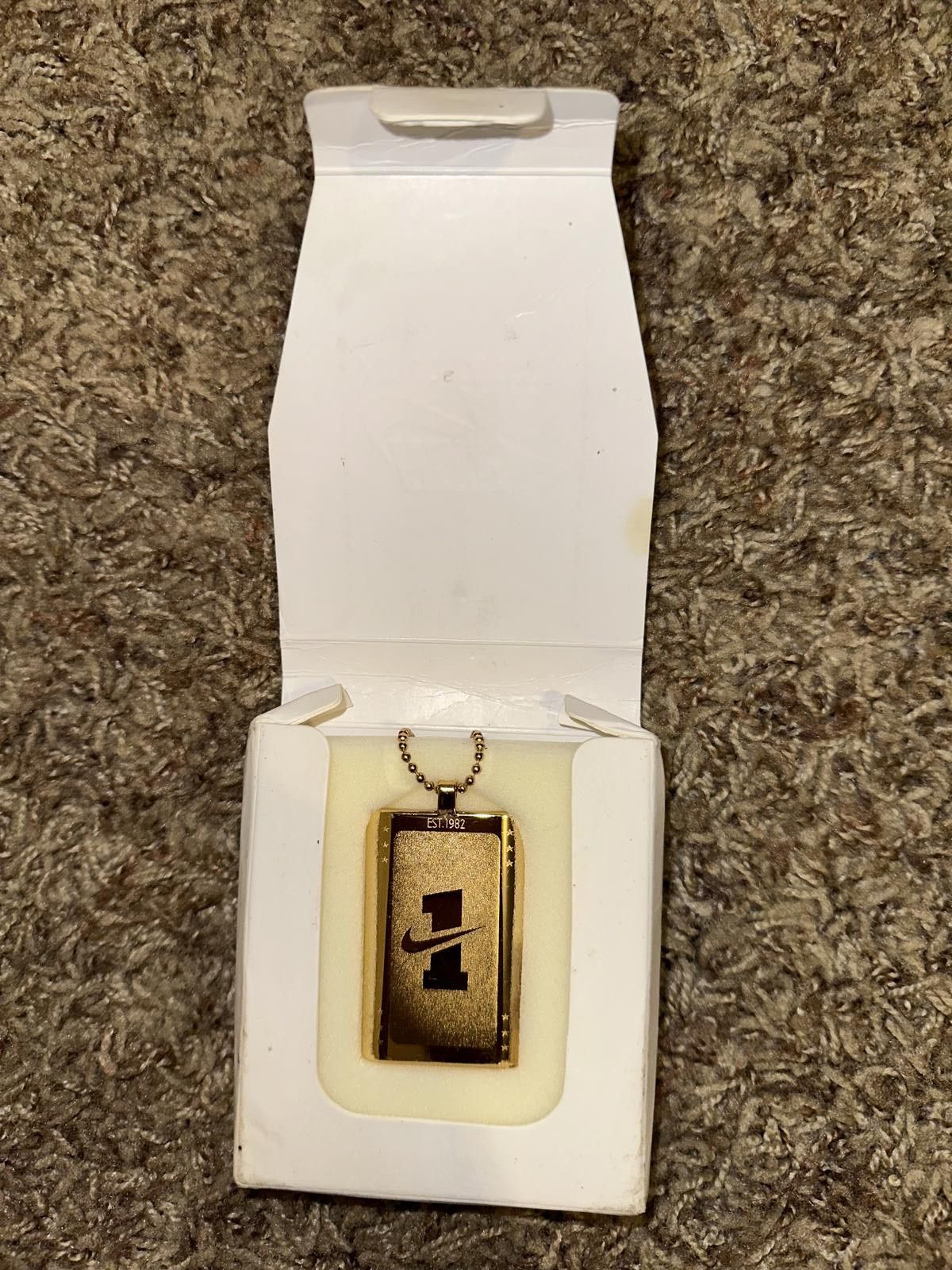 VINTAGE Nike Air Force Lux High '07 Players Hang Tag 18K Gold