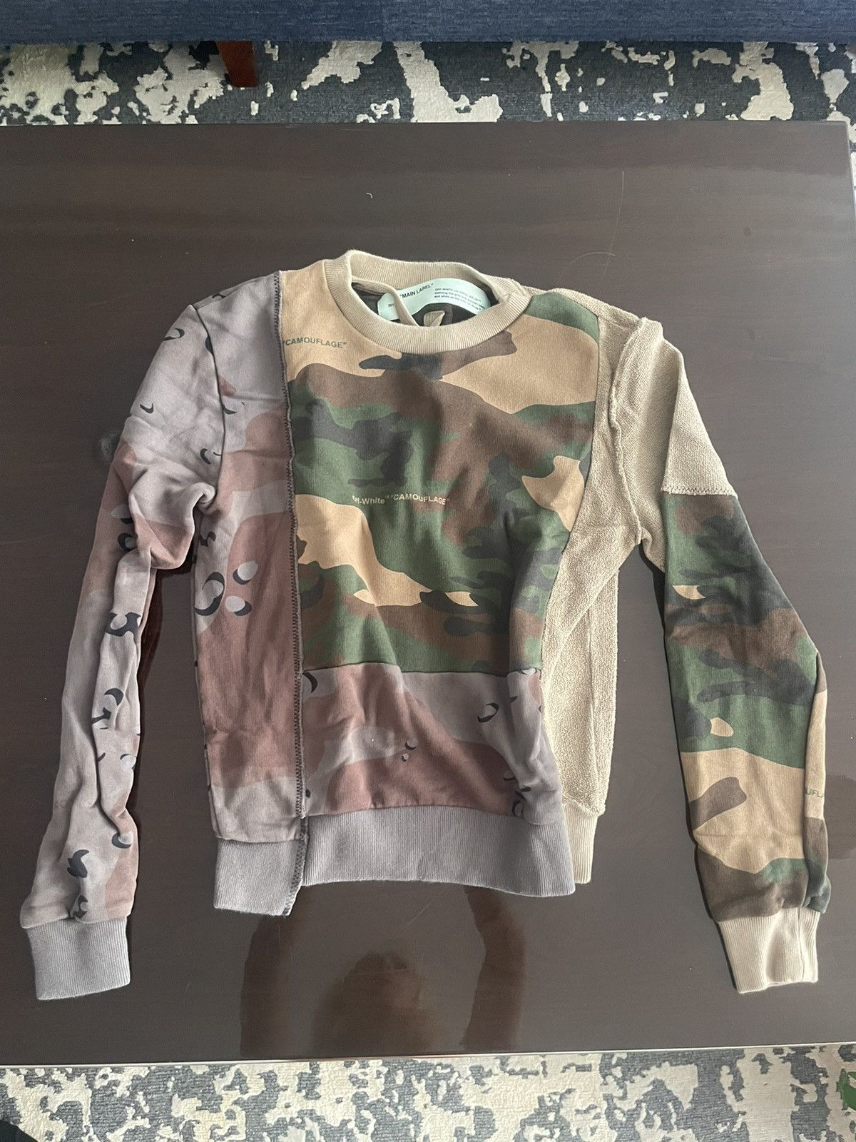 Off-White Off White Reconstructed Camo Crewneck Size US XXS / EU 40 - 2 Thumbnail