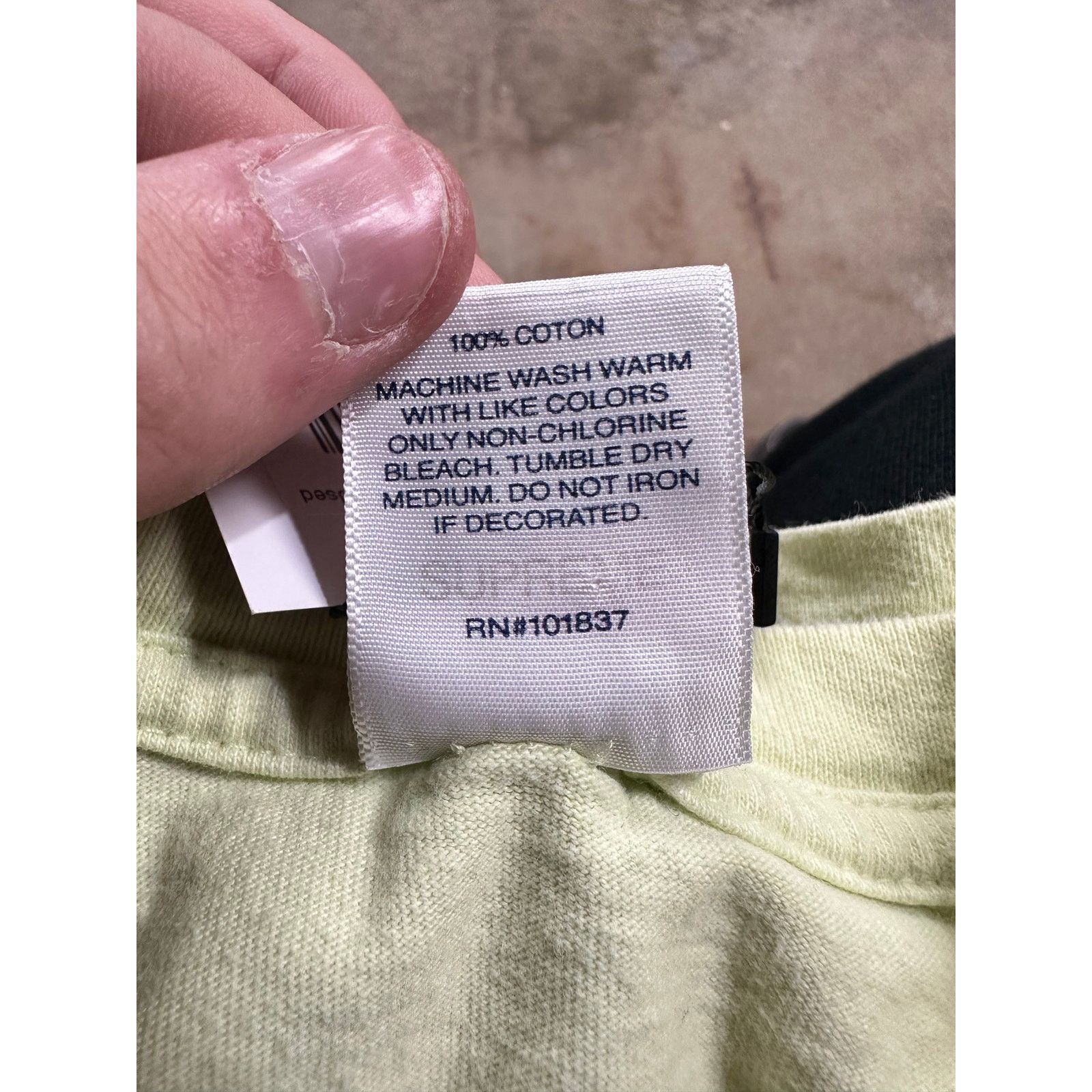 Supreme Supreme Neon Tee Green Medium Used Size US M / EU 48-50 / 2 - 4 Thumbnail