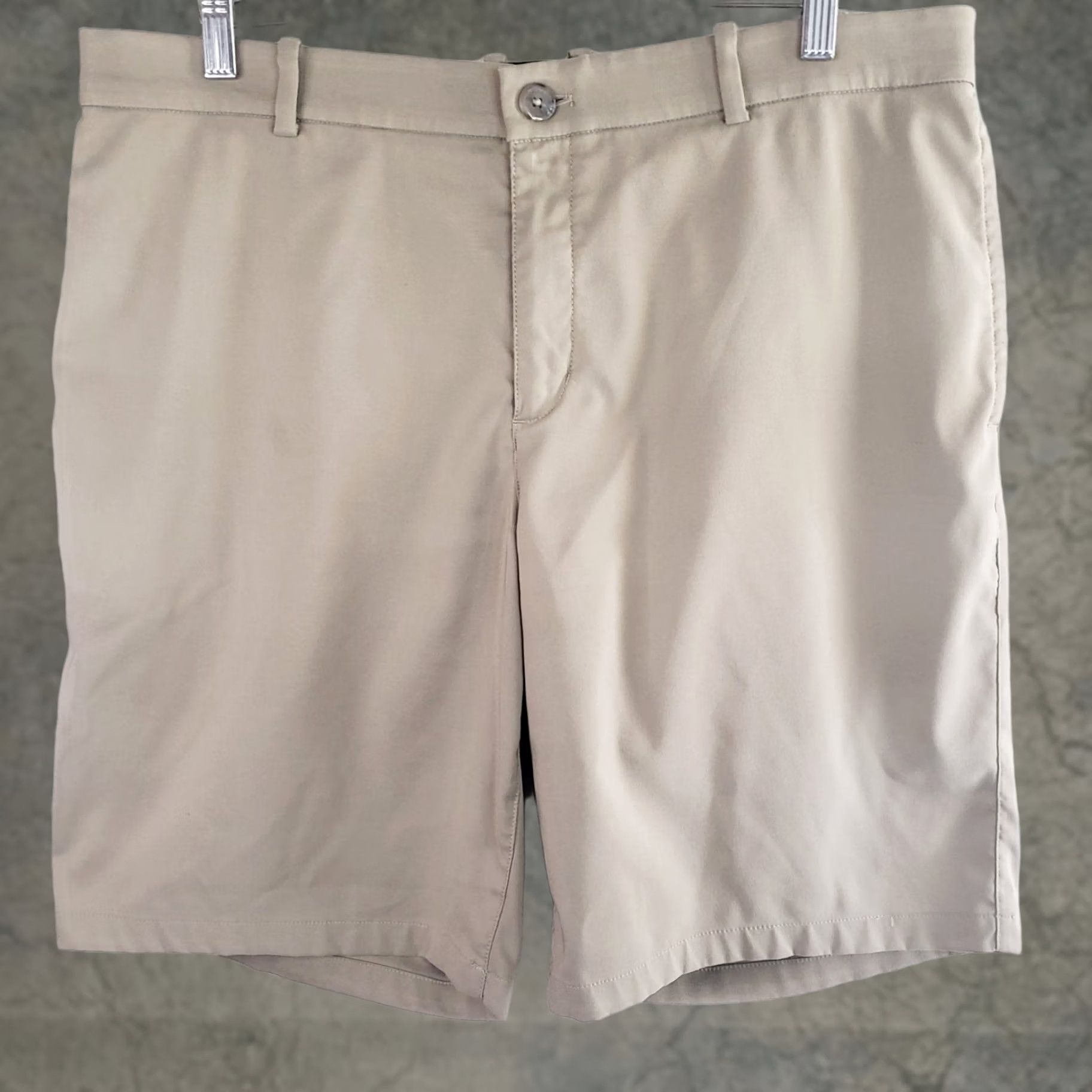 Nike Nike Dri-fit Shorts Mens 36x10 Khaki Tan Golf Performance Stretch Standard Fit Size US 36 / EU 52 - 1 Thumbnail