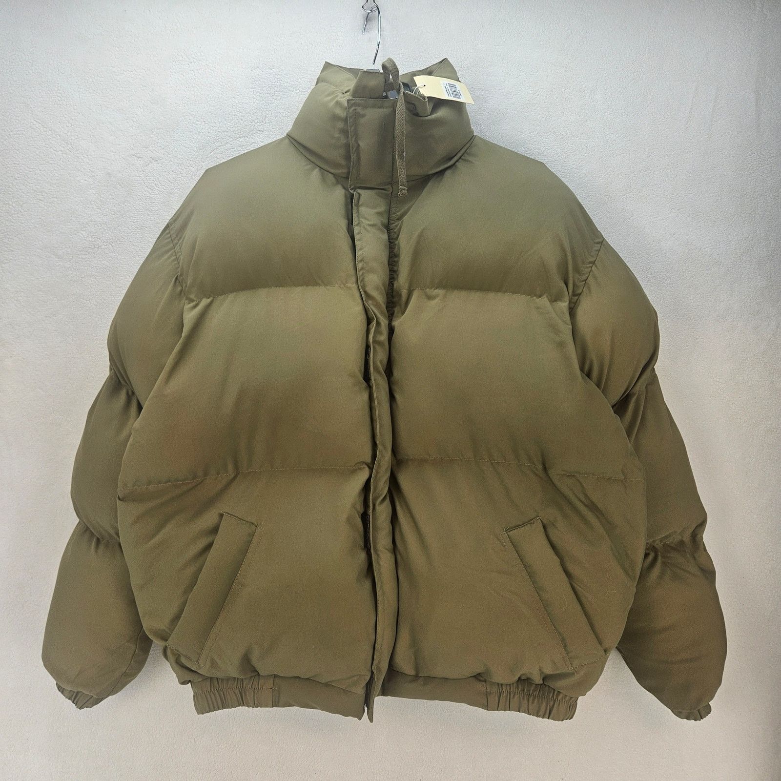 MNML MNML MEN'S MEDIUM OLIVE GREEN EVERYDAY PUFFER JACKET NWT Size US M / EU 48-50 / 2 - 1 Thumbnail