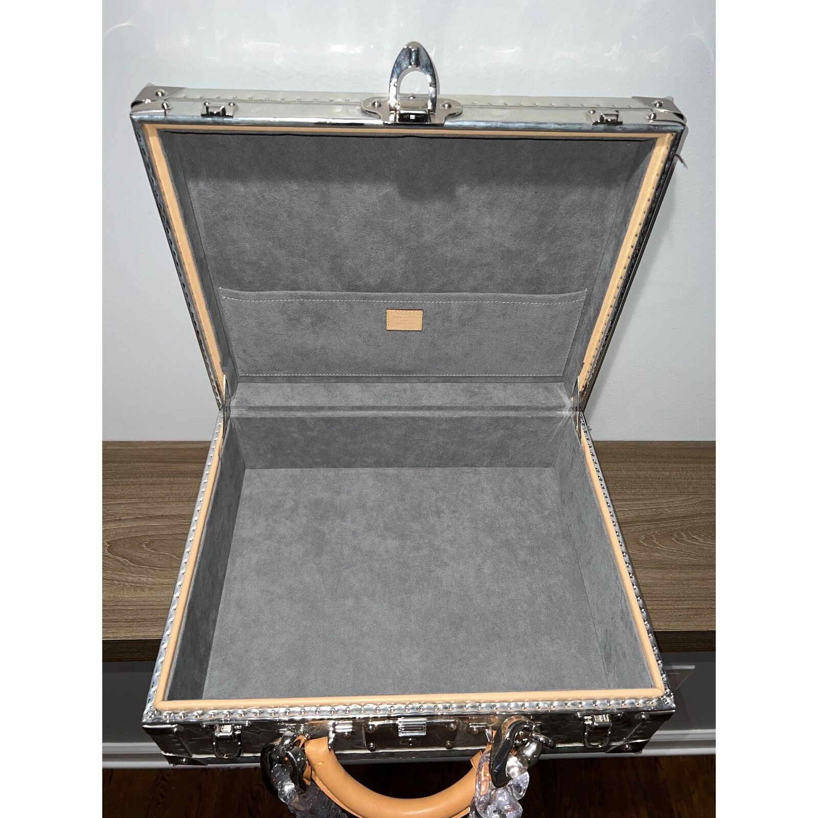 Louis Vuitton Louis Vuitton Cotteville Mirror Briefcase Hardsided Bag Size ONE SIZE - 16 Thumbnail