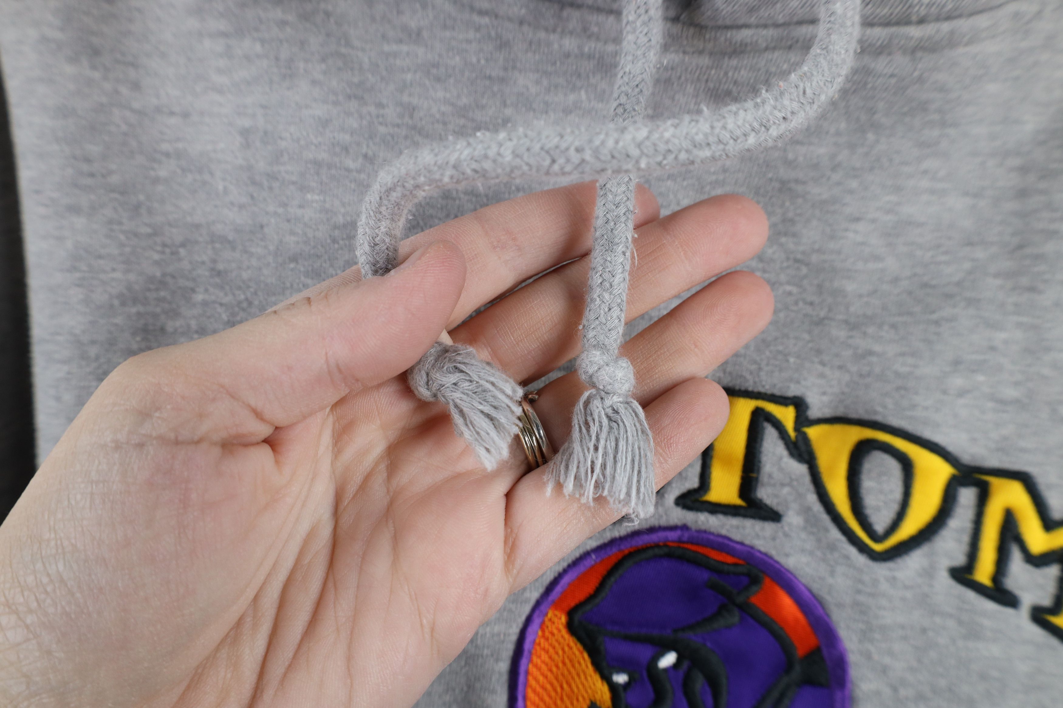 Vintage Vintage 90s Spell Out Phantoms Hockey Hoodie Sweatshirt Gray Size US L / EU 52-54 / 3 - 4 Thumbnail