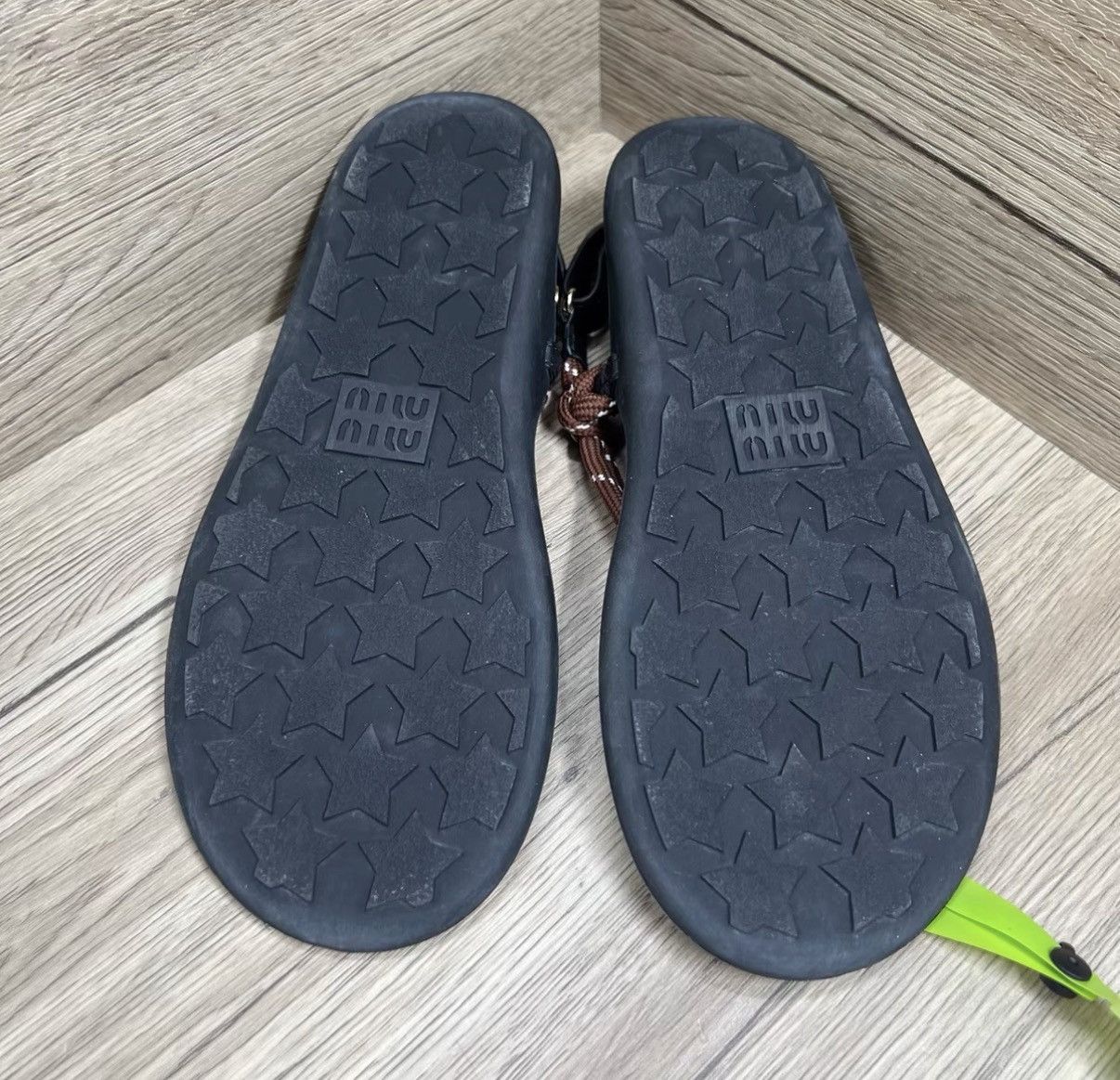 Miu Miu Miu Miu Riviere Brown & Black Thong Sandals J41 Size US 7 / IT 37 - 5 Thumbnail