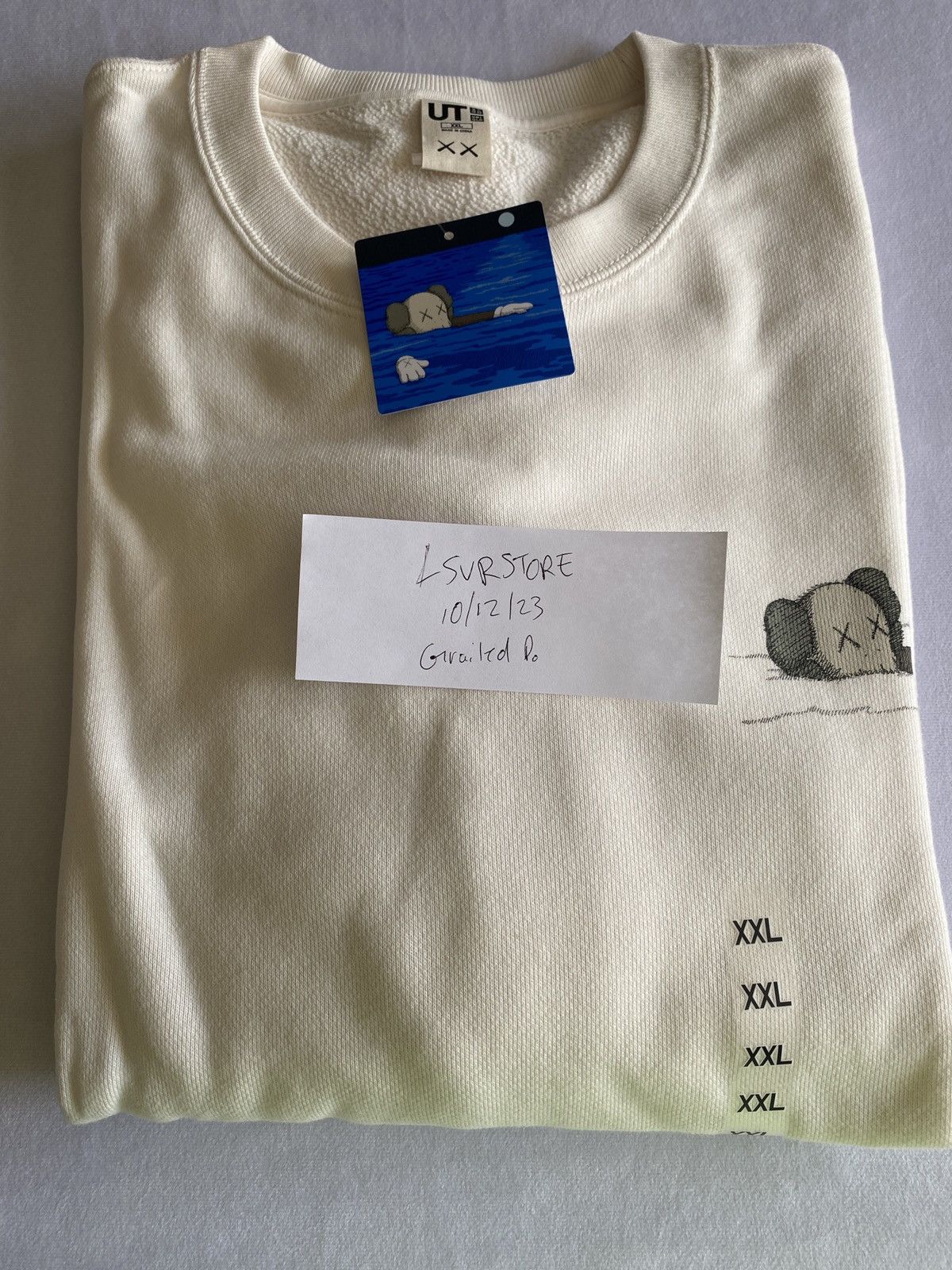 Kaws × Uniqlo Kaws x Uniqlo Companion 01 Off White Crewneck XXL Rare Size* Size US XXL / EU 58 / 5 - 8 Thumbnail