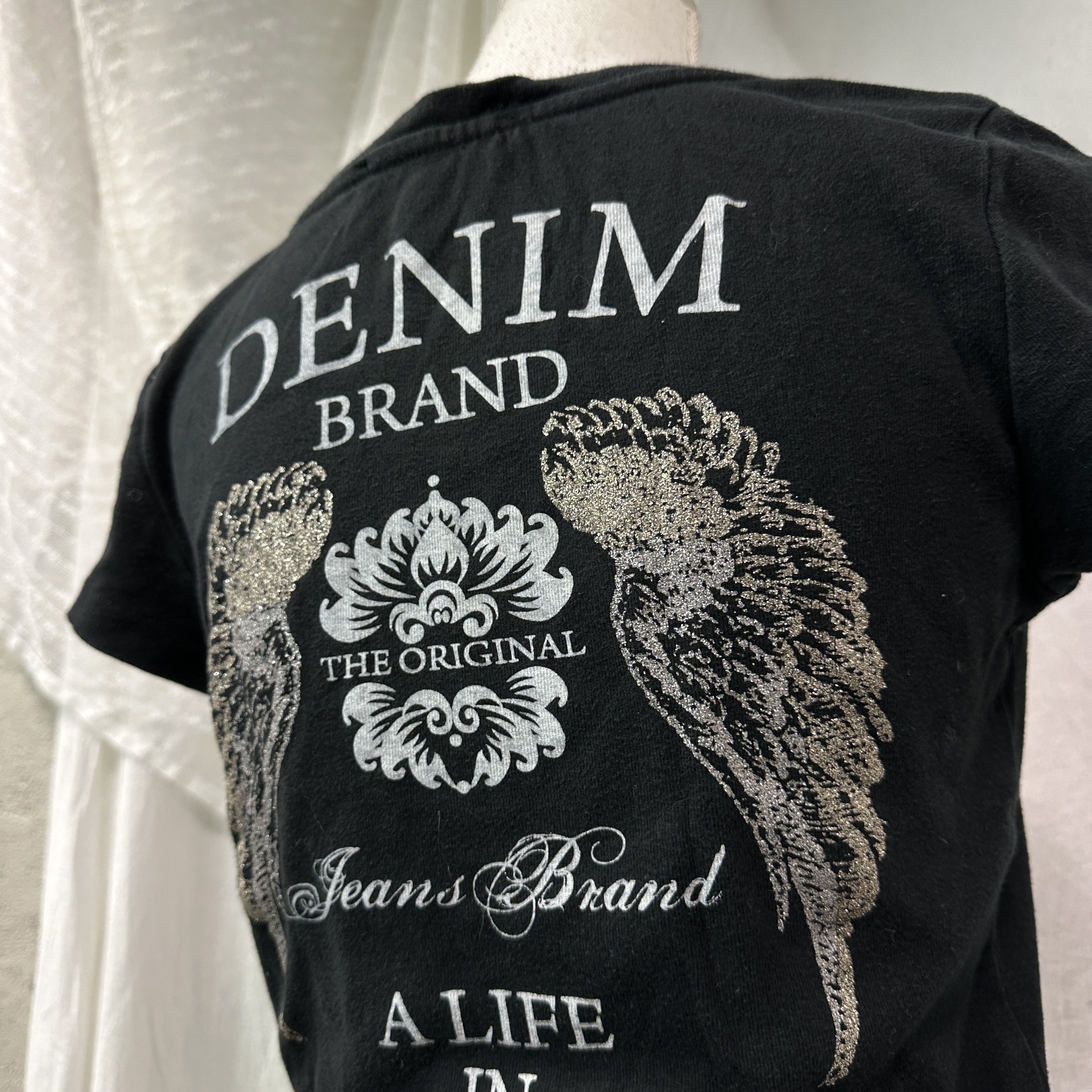 Vintage Vintage Streetwear Printed Sparkly Wing T-shirt Y2K Size US S / EU 44-46 / 1 - 5 Thumbnail