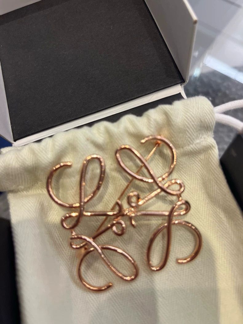 Loewe Loewe Rose Gold Brooch with Tag- DMC Size ONE SIZE - 1 Thumbnail