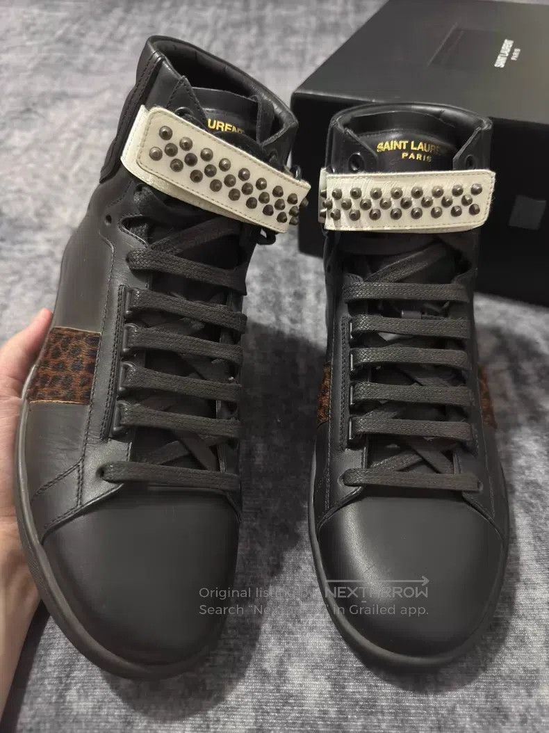 Saint Laurent Paris Saint Laurent Paris Black and White Horsehide Zipper Studs Size US 7 / EU 40 - 1 Thumbnail