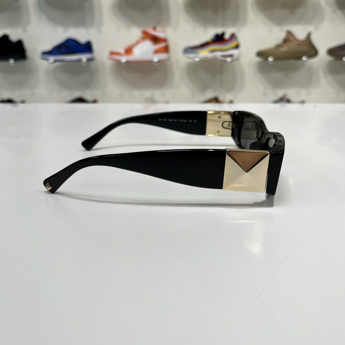 Valentino Valentino Sunglasses Black Size ONE SIZE - 5 Thumbnail