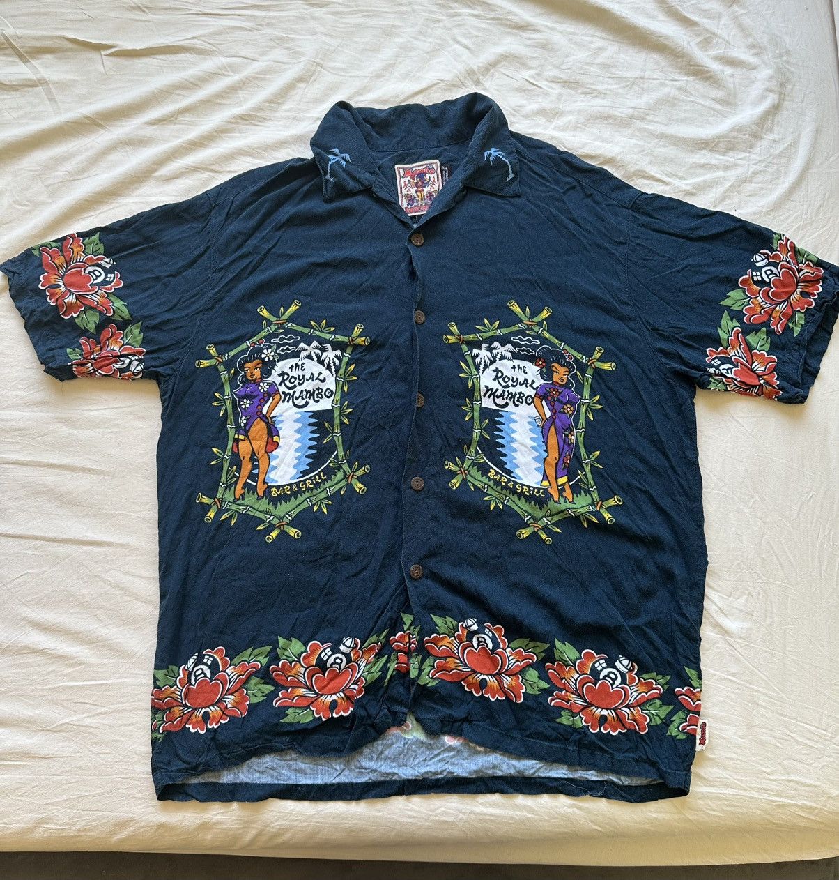 Mambo Mambo loud shirt vintage The royal Mambo hawaii style 90s Size US L / EU 52-54 / 3 - 1 Thumbnail