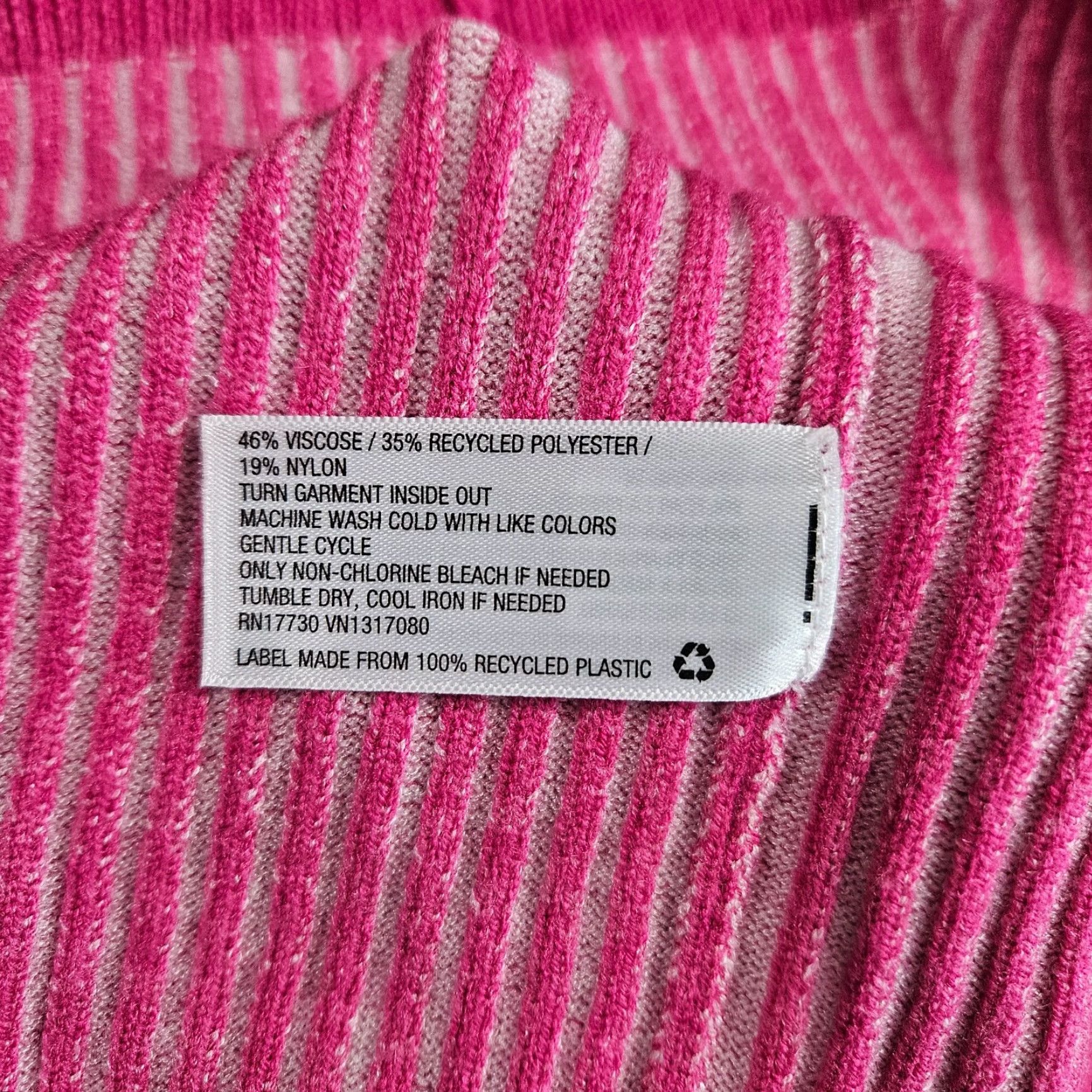 Vintage Wild Fable Womens Knit Crop Top Sz Large Pink Ribbed Scoop Neck Sleeveless Tank Cropped Size L / US 10 / IT 46 - 4 Thumbnail