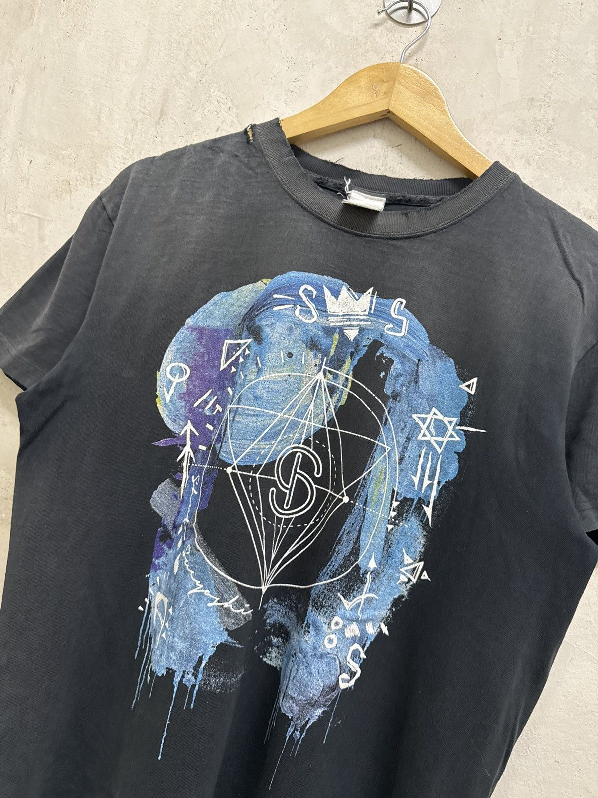 Japanese Brand 2000s Faded Distressed Japanese Band T Shirt Size US M / EU 48-50 / 2 - 2 Thumbnail