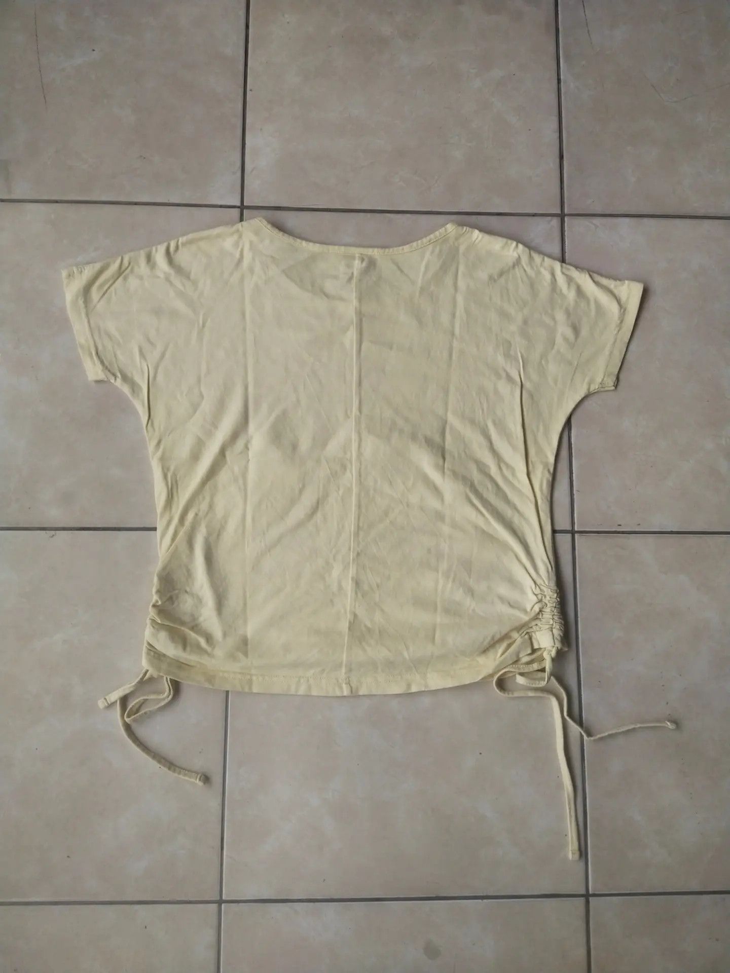 Disney Disney Winnie The Pooh Yellow Woman Top Size M / US 6-8 / IT 42-44 - 3 Thumbnail