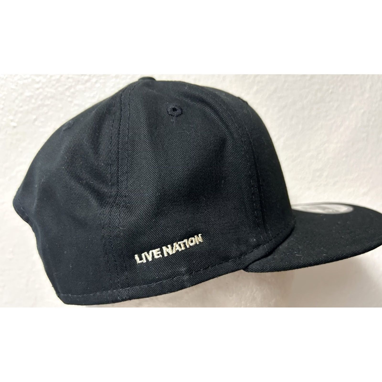 New Era Willie Nelson On The Road Again Snapback Hat Cap Black Men One Size Snapback Music Size ONE SIZE - 3 Thumbnail