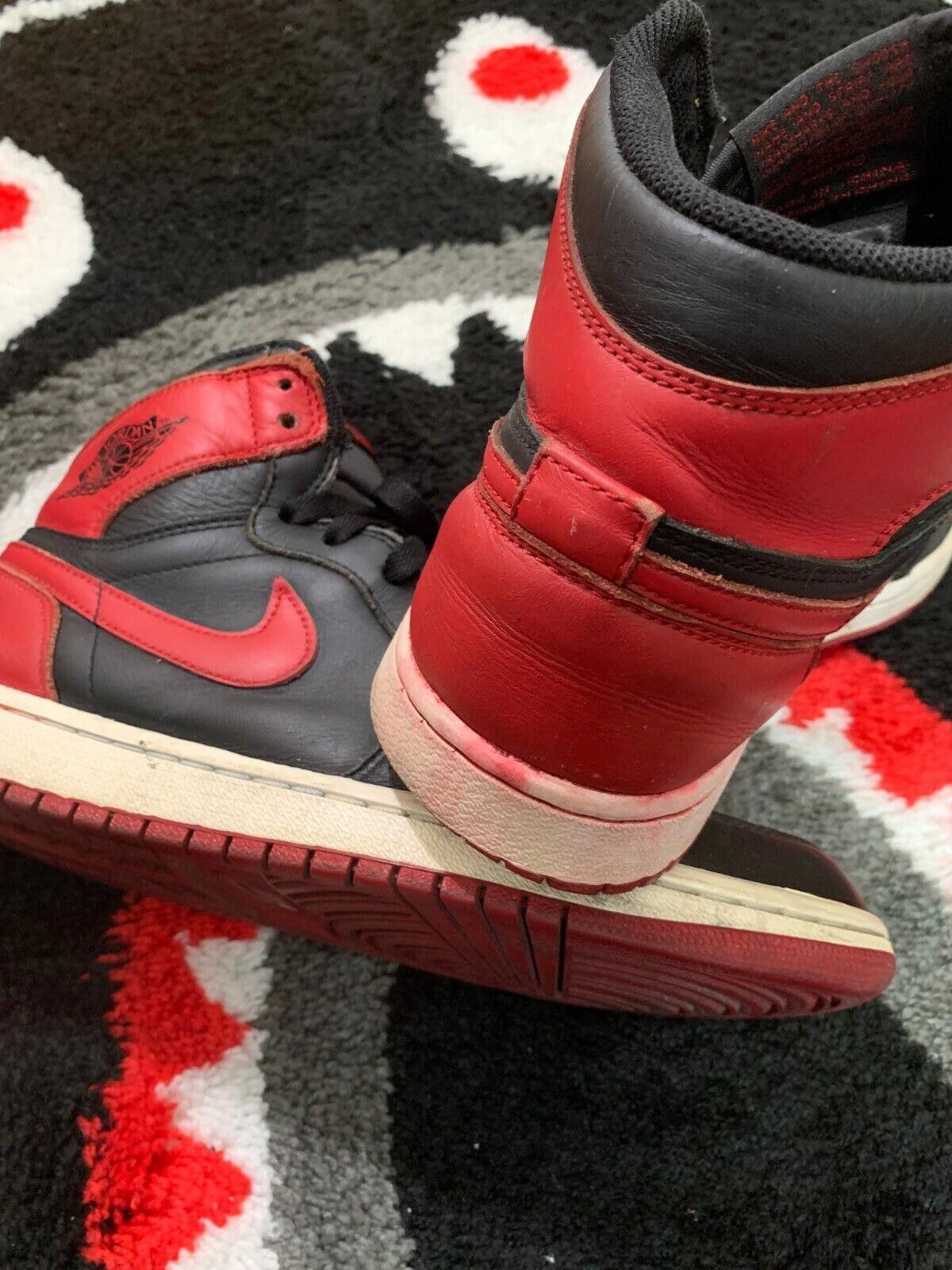 Designer Air Jordan Retro 1 High OG Bred 2013 Size 8 555088-023 Size US 8 / EU 41 - 8 Thumbnail