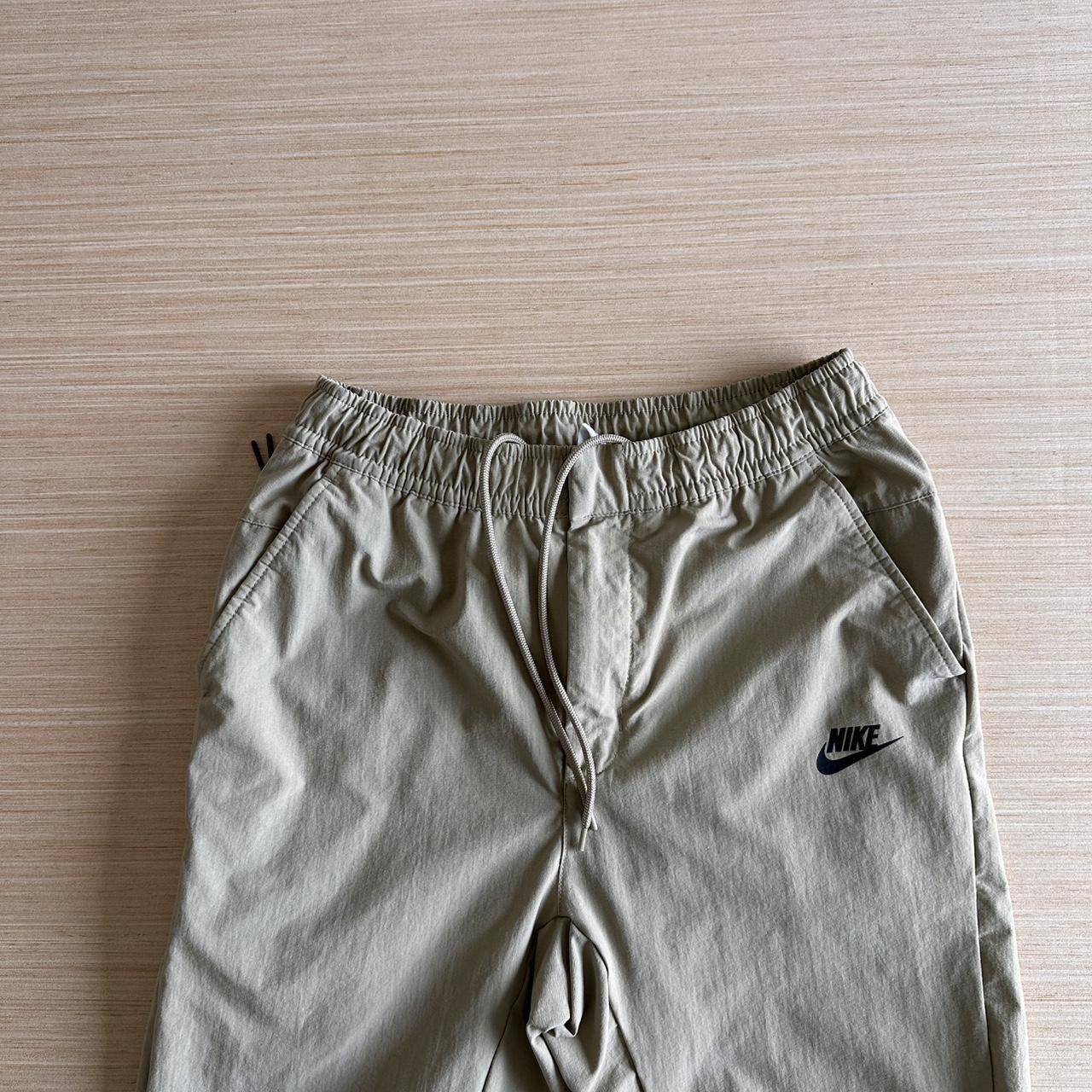 Nike Nike Khaki Joggers Size Small Size US 27 - 4 Thumbnail
