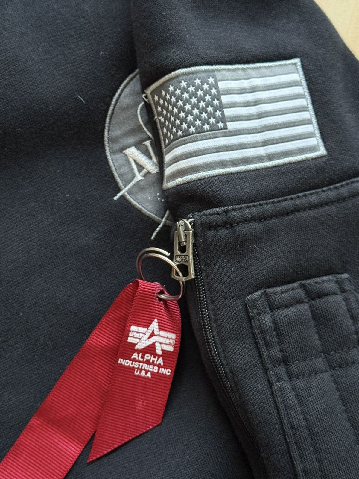 Alpha Industries × NASA Alpha Industries NASA Vintage sweatshirt 100th space shuttle Size US S / EU 44-46 / 1 - 6 Thumbnail