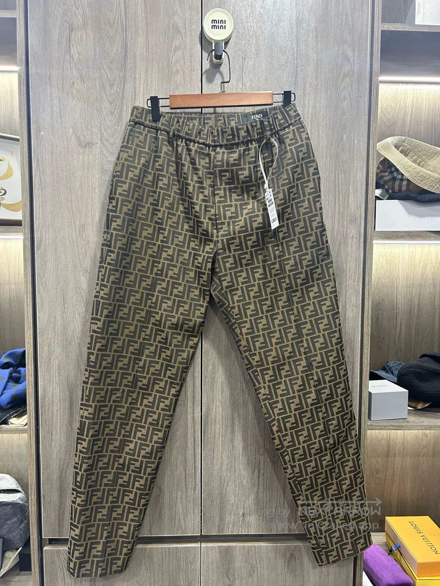 Fendi FENDI Logo All-Over Print Straight Jeans. Size US 32 / EU 48 - 1 Thumbnail