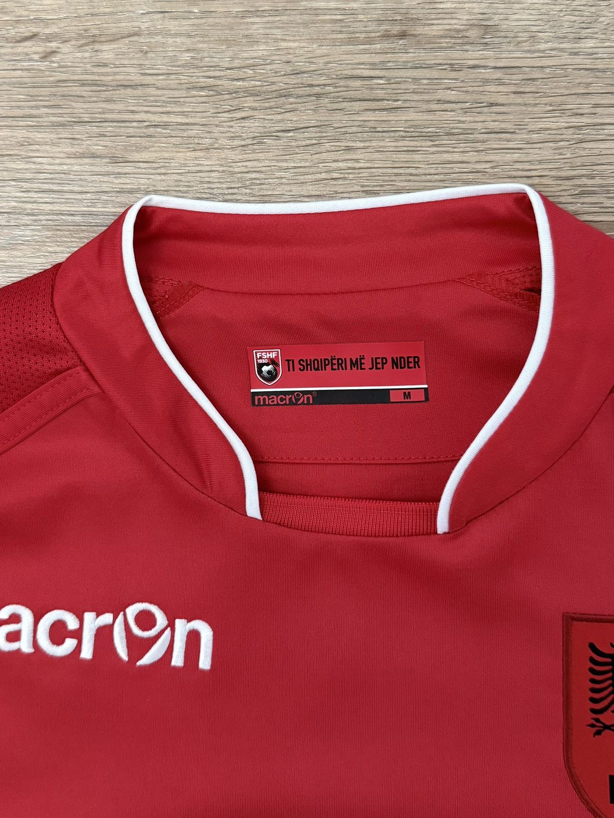Macron Macron Y2K Albania 2016 Soccer Football Blokecore Jersey Size US M / EU 48-50 / 2 - 6 Thumbnail