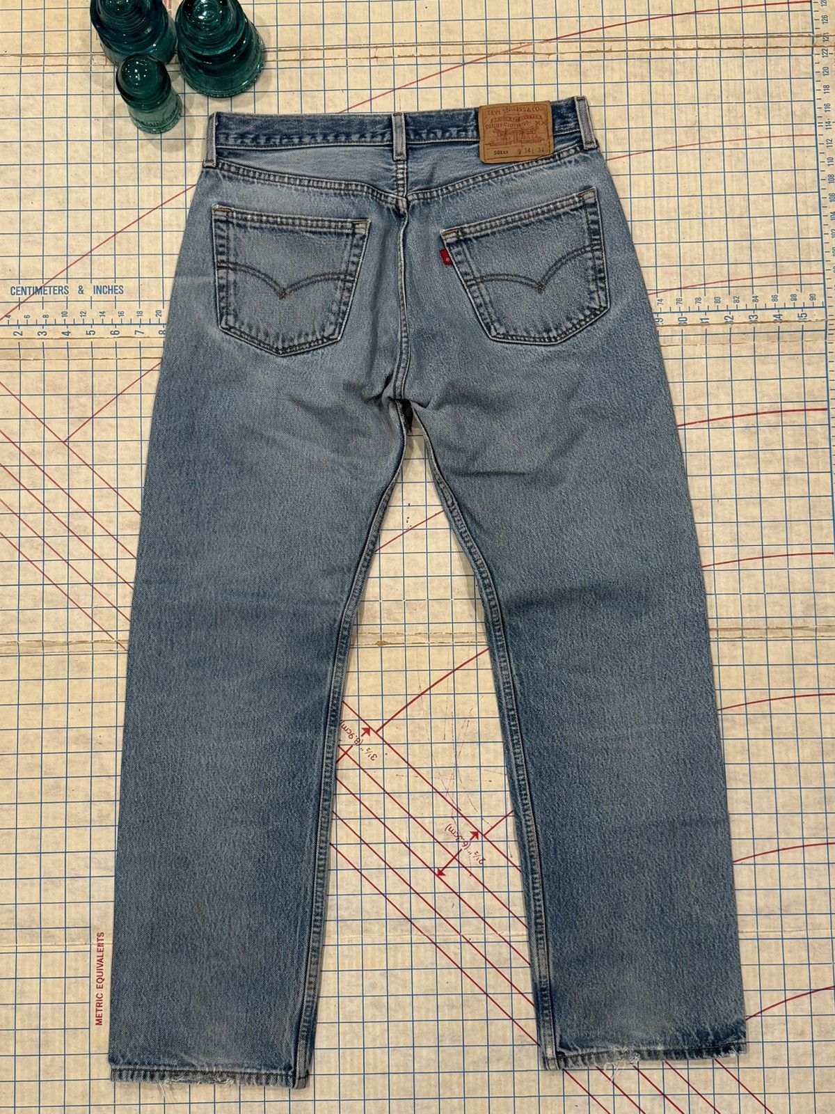 Levi's Vintage Levi’s 501 Jeans Mens Size 34x30 Nice Fade and Wear Size US 34 / EU 50 - 10 Thumbnail