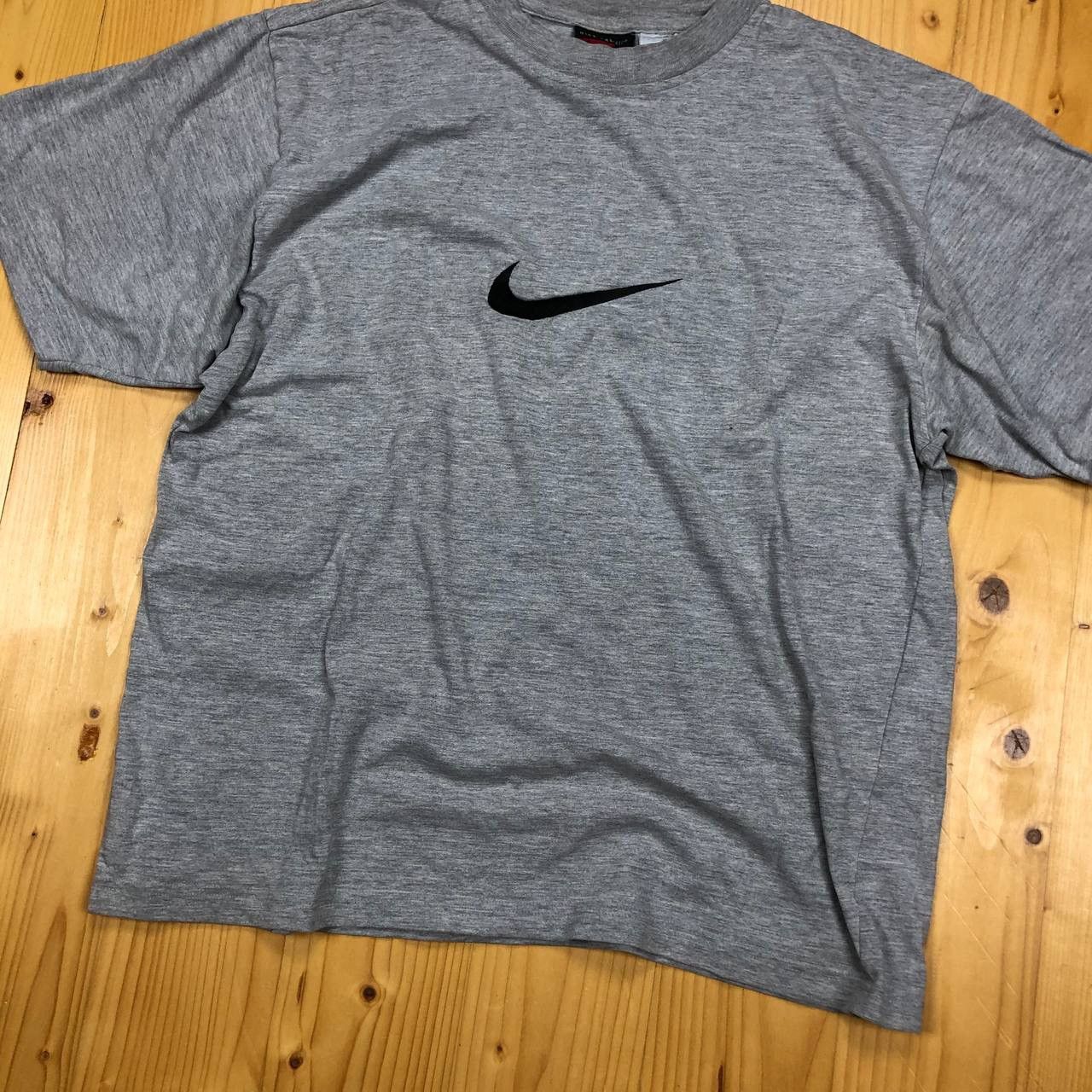Nike × Vintage Vintage Nike Tee T-Shirt big logo swoosh Size US M / EU 48-50 / 2 - 3 Thumbnail