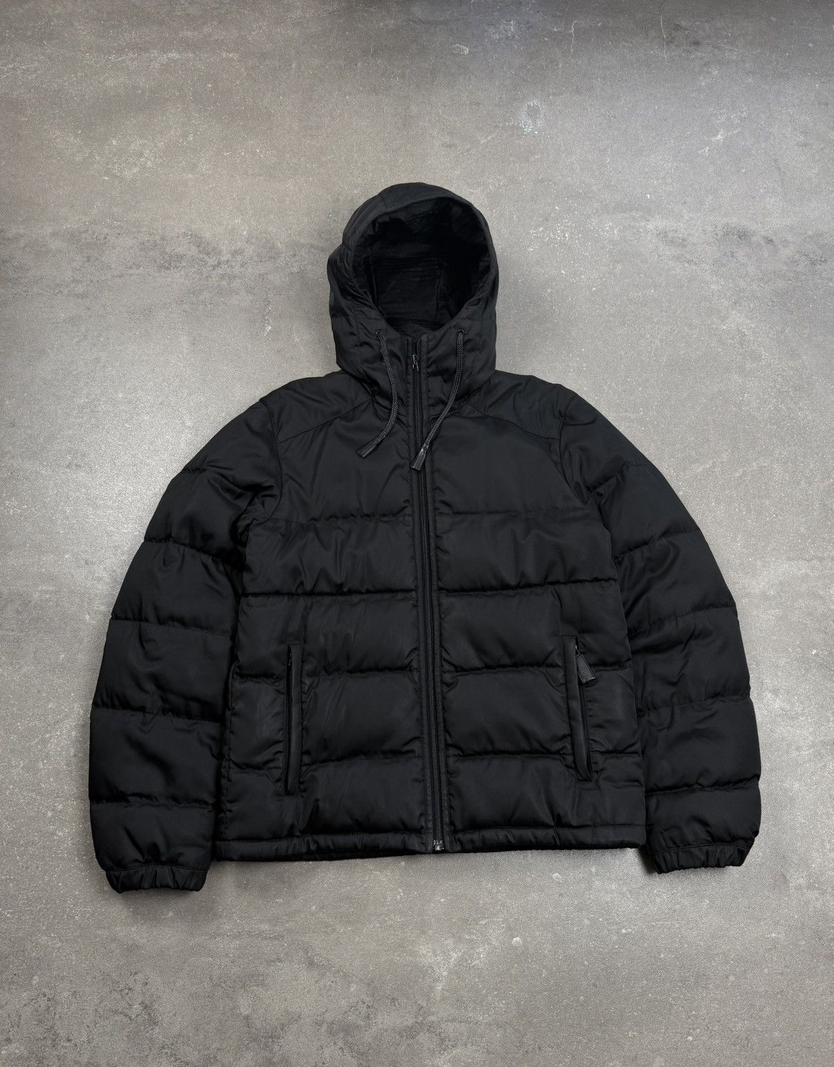 Prada Prada down jacket street wear luxury old money Size US L / EU 52-54 / 3 - 1 Thumbnail
