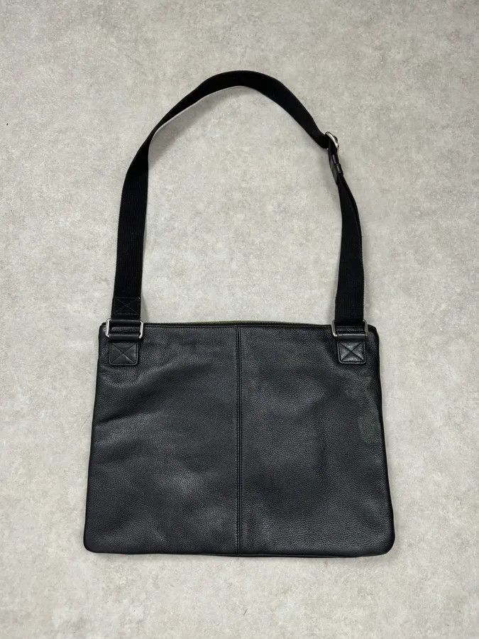 Dolce & Gabbana 2000s Dolce & Gabbana Black Leather Shoulder Bag Size ONE SIZE - 7 Thumbnail