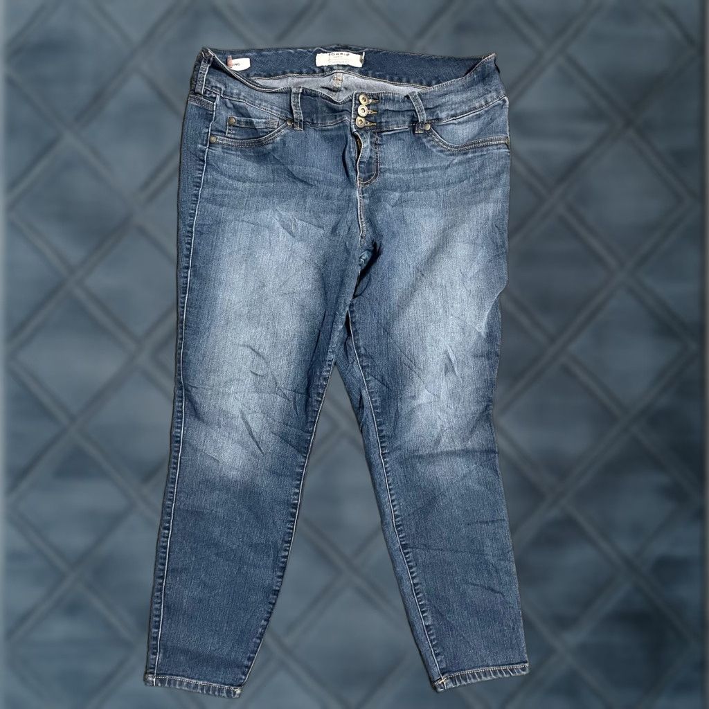 Torrid Torrid Jeans Women’s 18S High Rise Blue Stretch 5-Pocket Denim Skinny City Hipster Rock Plus Size Type: Jeans (Adult) Womens Size 40" / US 18 - 1 Thumbnail