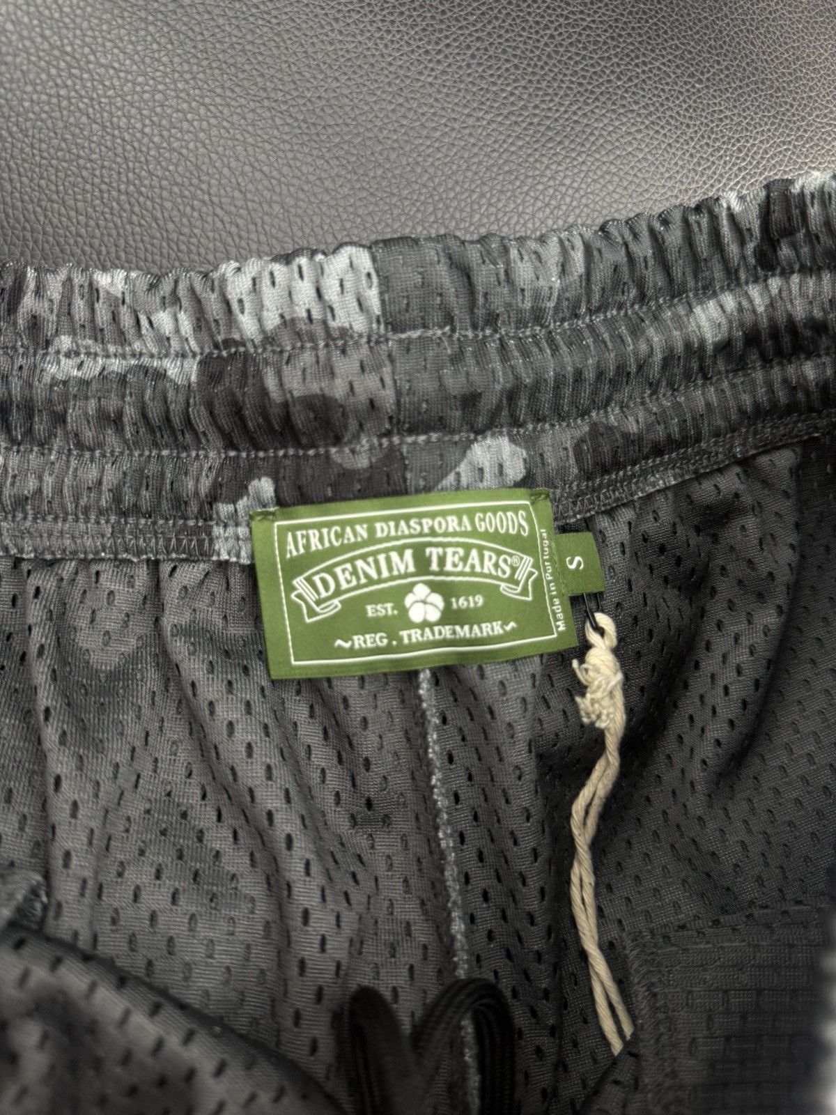 DENIM TEARS Denim Tears Mesh Summer Shorts Black Camo Size Small (NEW) Size US 29 - 6 Thumbnail