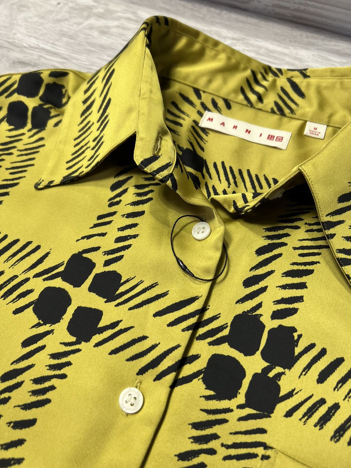 Marni × Uniqlo UniQlo x Marni Oversized Buton Up Shirt Women’s Size M Size M / US 6-8 / IT 42-44 - 10 Thumbnail