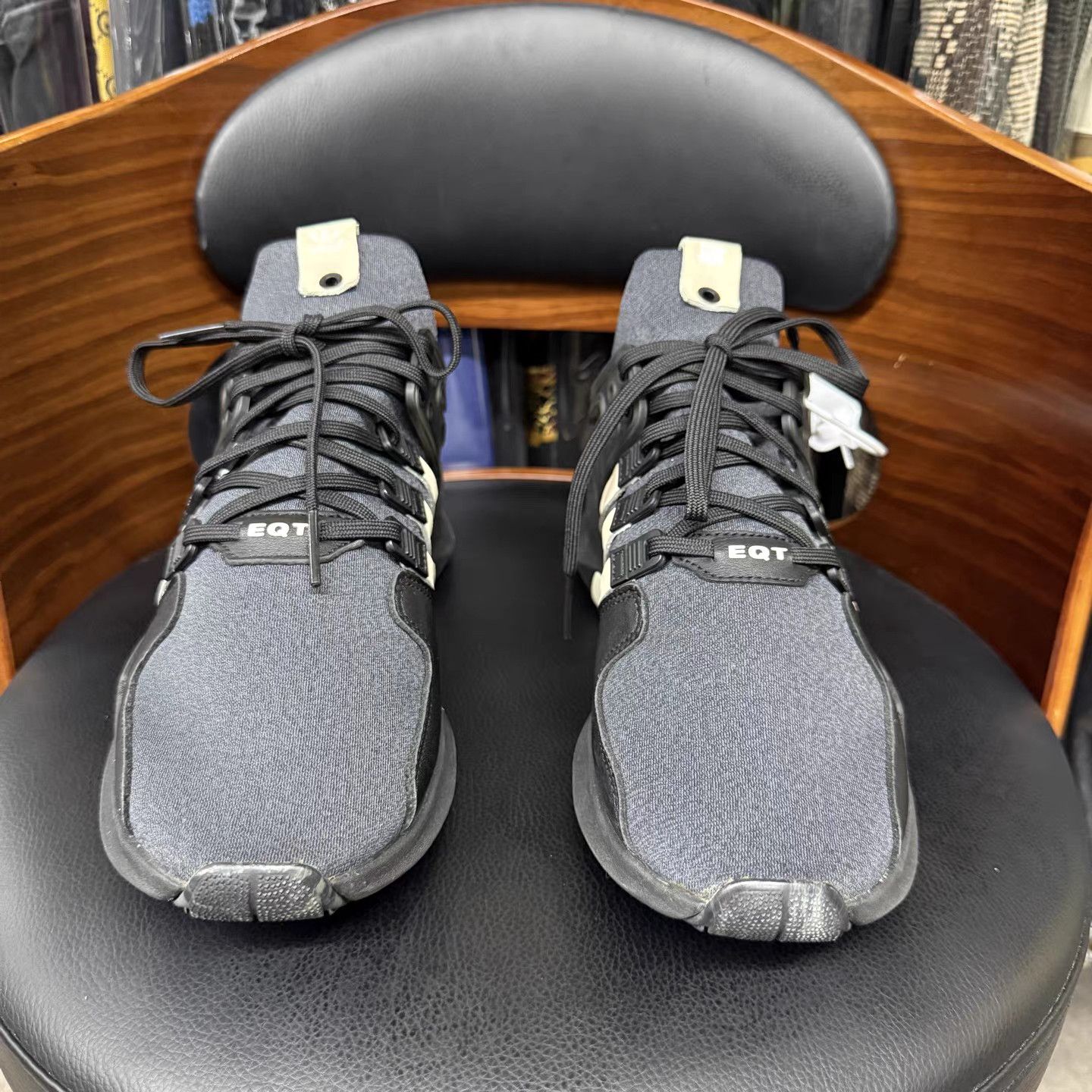 Adidas Adidas Casual Shoes K15 Size US 10 / EU 43 - 2 Thumbnail
