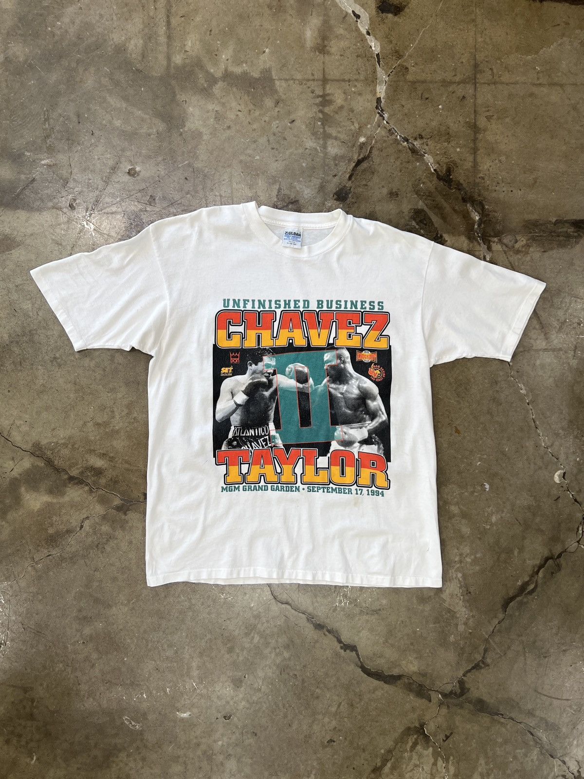 Vintage Vintage Unfinished Business Chavez v. Taylor Boxing Tee XL Size US XL / EU 56 / 4 - 2 Thumbnail