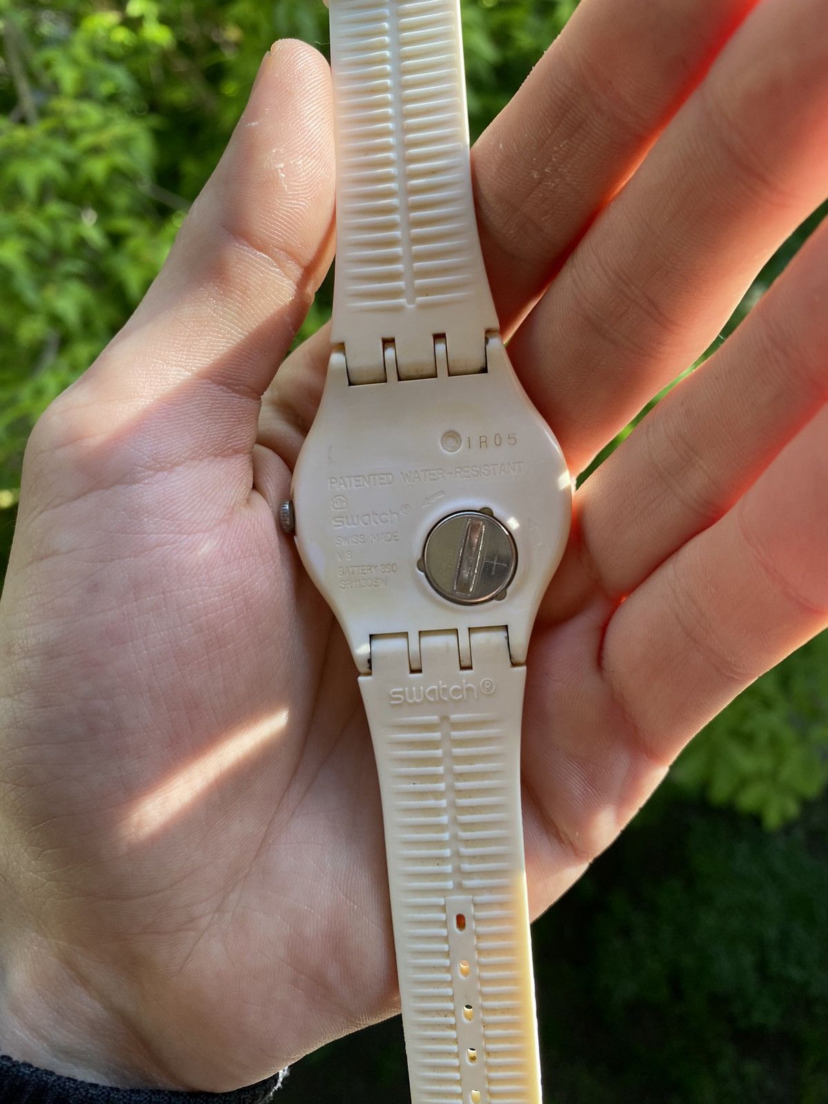 Japanese Brand × Jewelry × Vintage Vintage Swatch Watch White Strap Date Window 40mm Size ONE SIZE - 8 Thumbnail